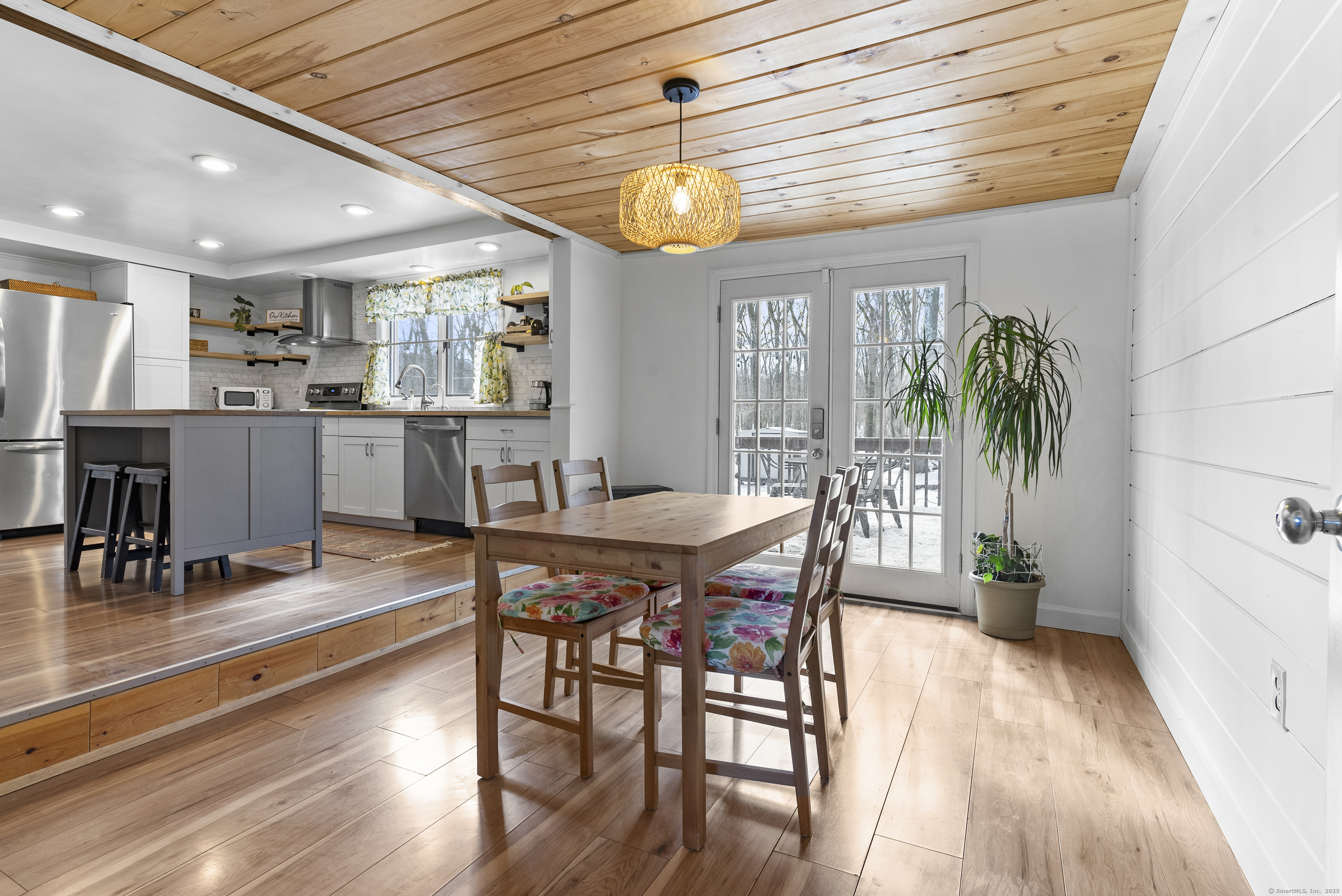 49 Woodcrest Drive, Naugatuck, Connecticut image 5