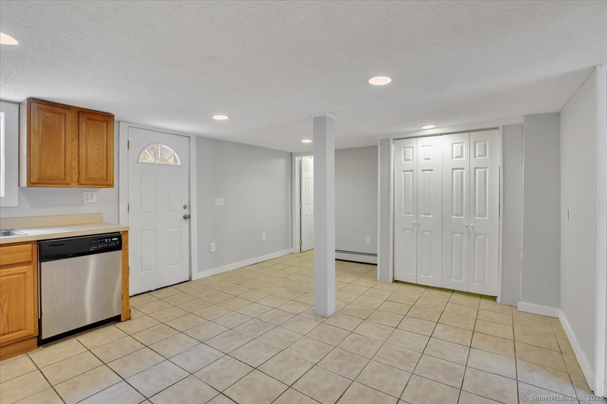 185 City Hill Street, Naugatuck, Connecticut image 11