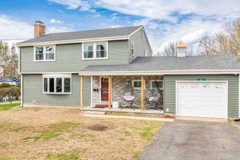 MLS: 24079995