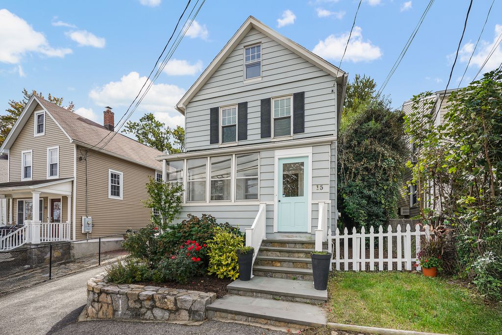 Photo of 15 Mathews Street, Stamford, CT 06902 (MLS # 24133184)