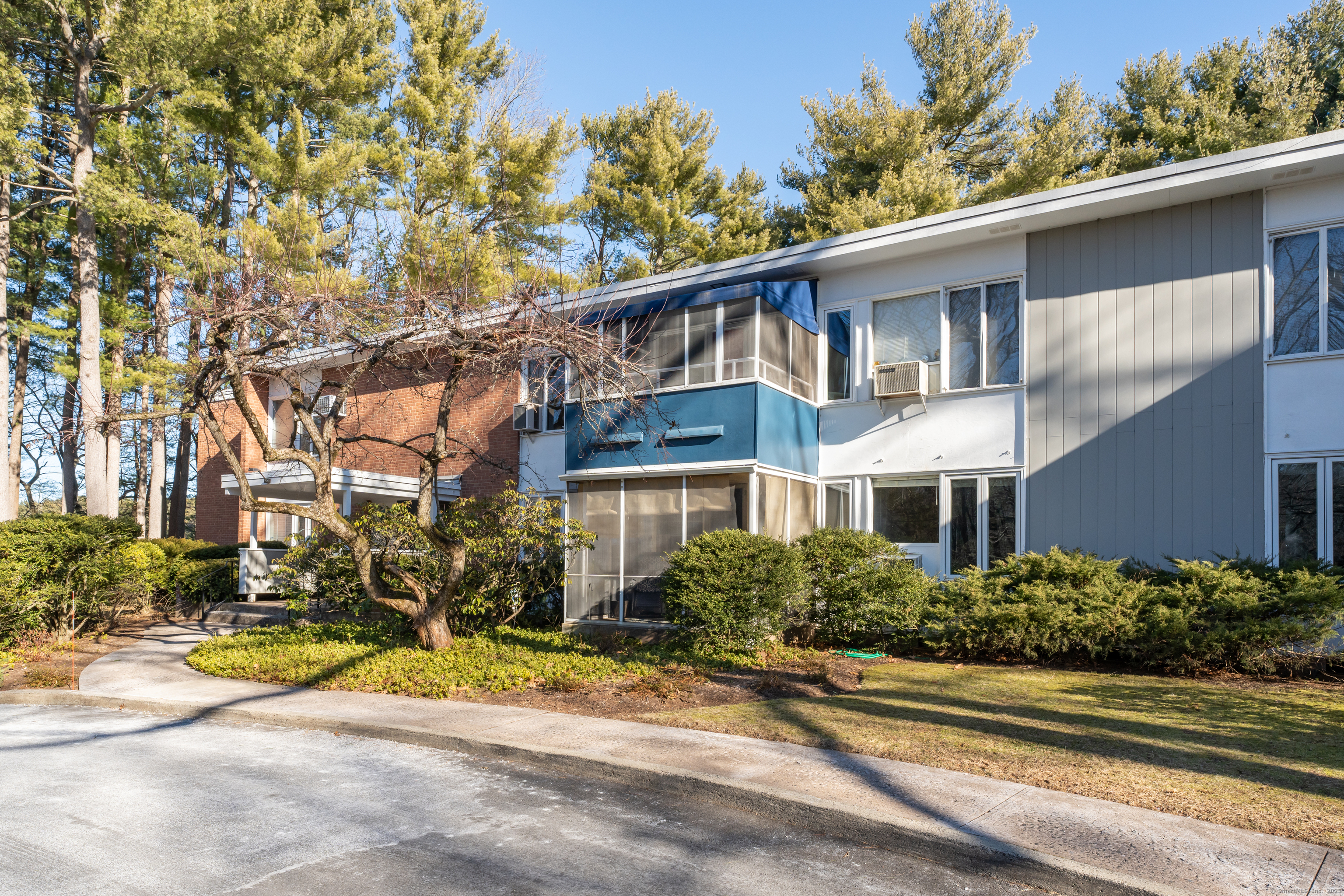 42 N Lake Drive #APT E1, Hamden, Connecticut image 26