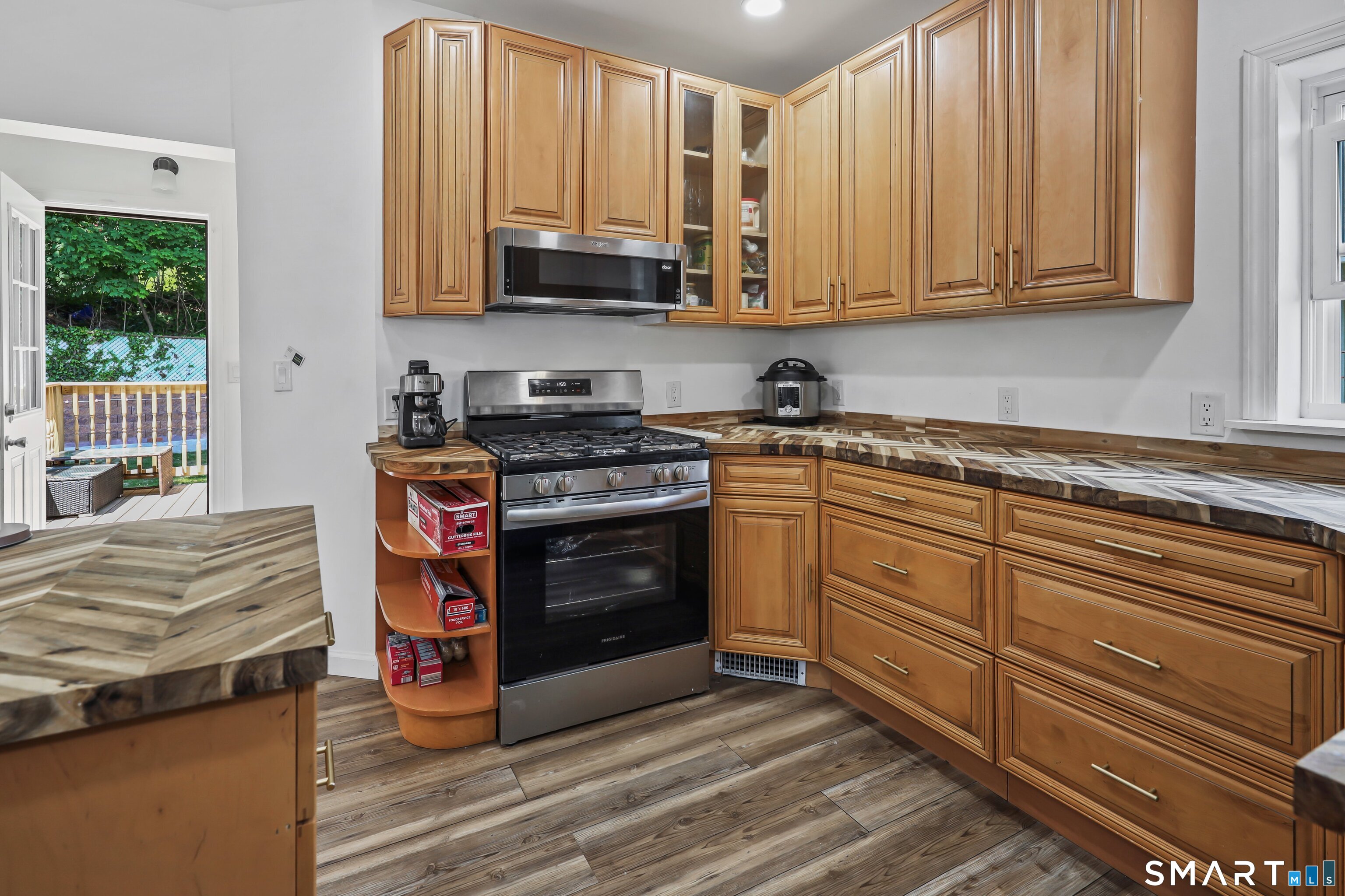 339 River Road