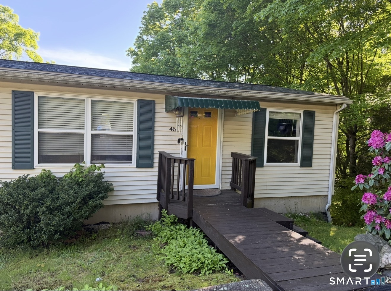 46 Knorr Avenue