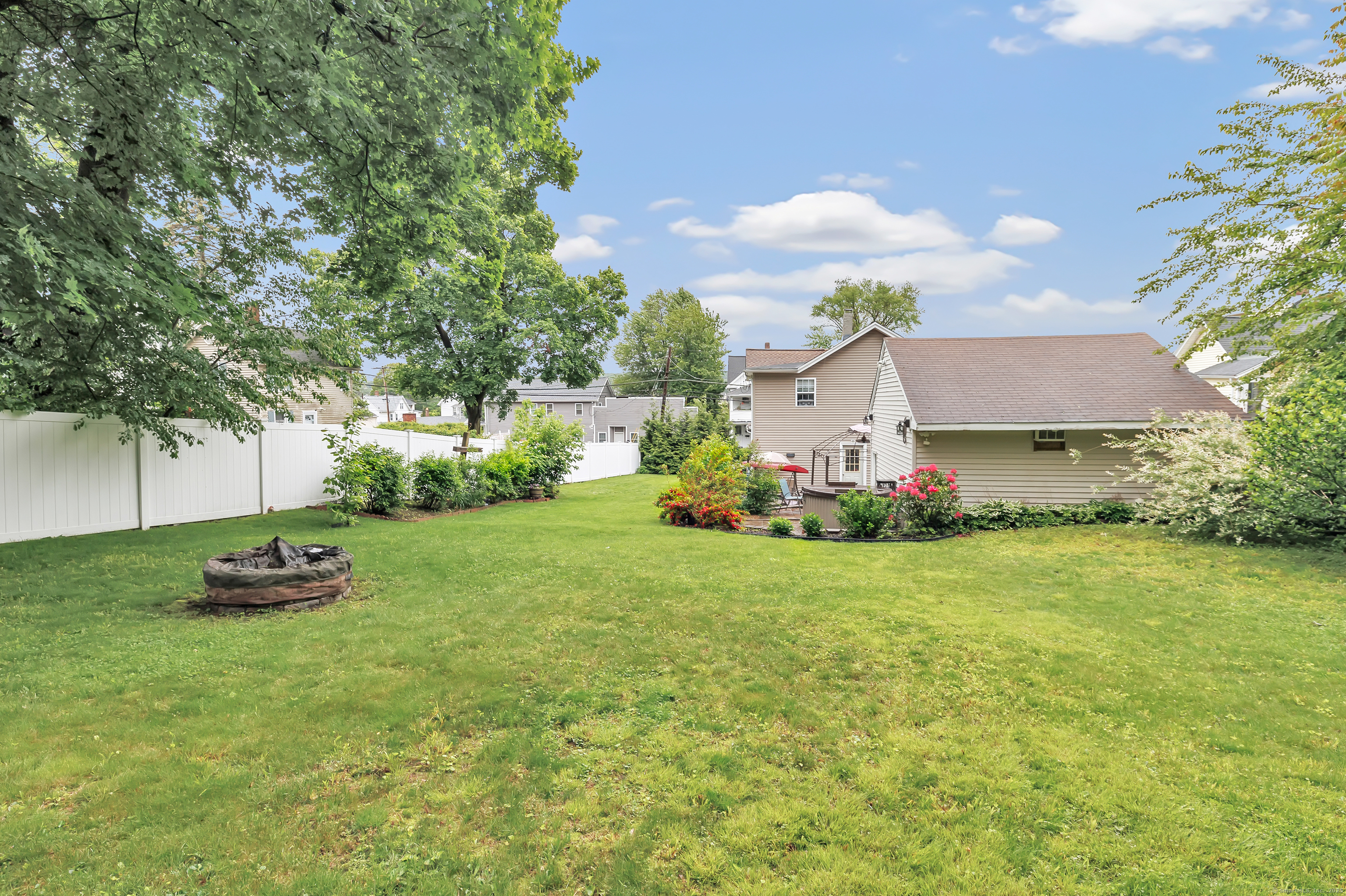 16 Hodge Avenue, Ansonia, Connecticut image 37
