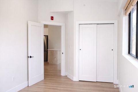 Tiny photo for 937 Post Road #3B, Fairfield, CT 06824 (MLS # 24169260)