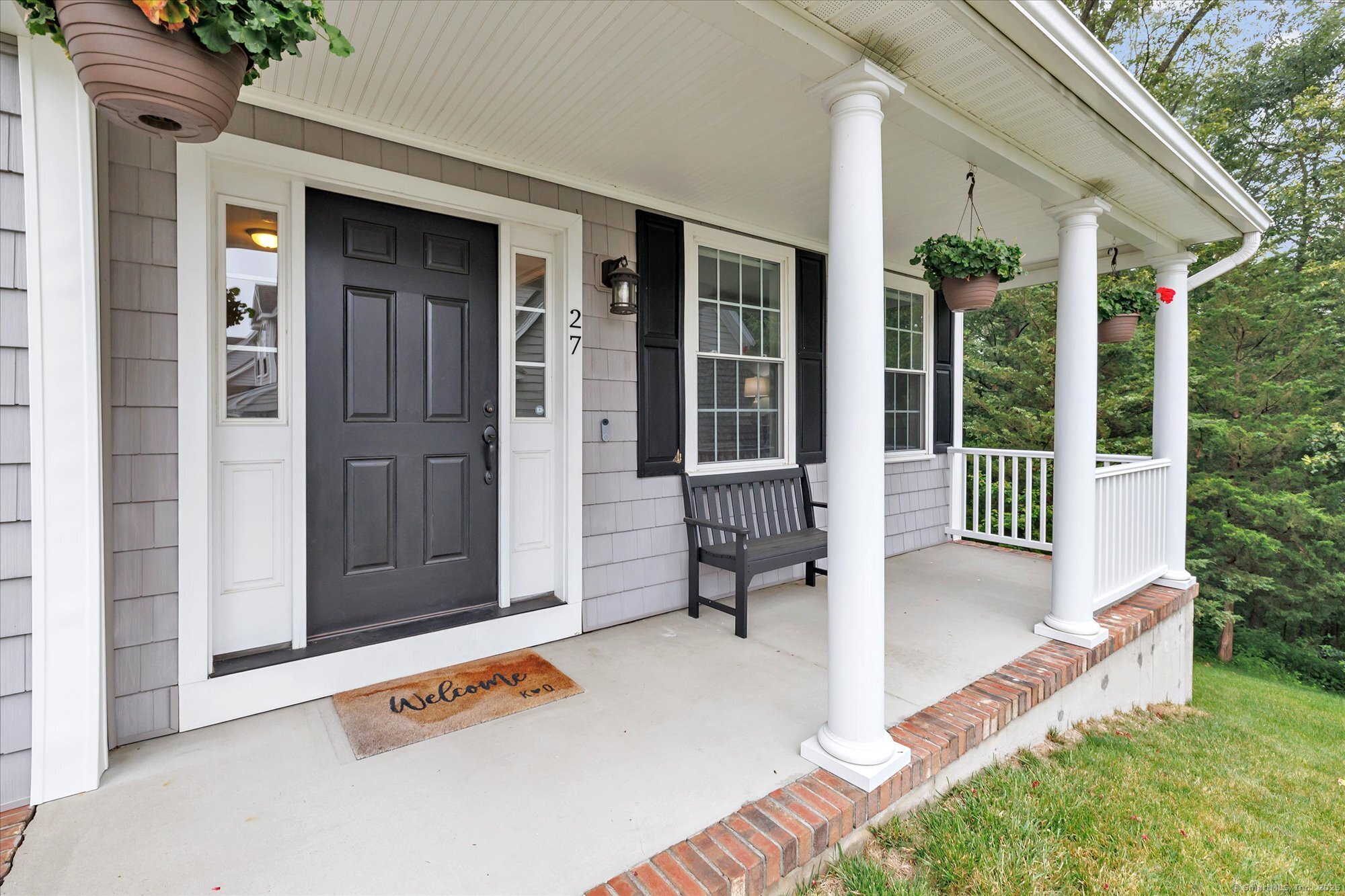 27 Bartlett Lane 27