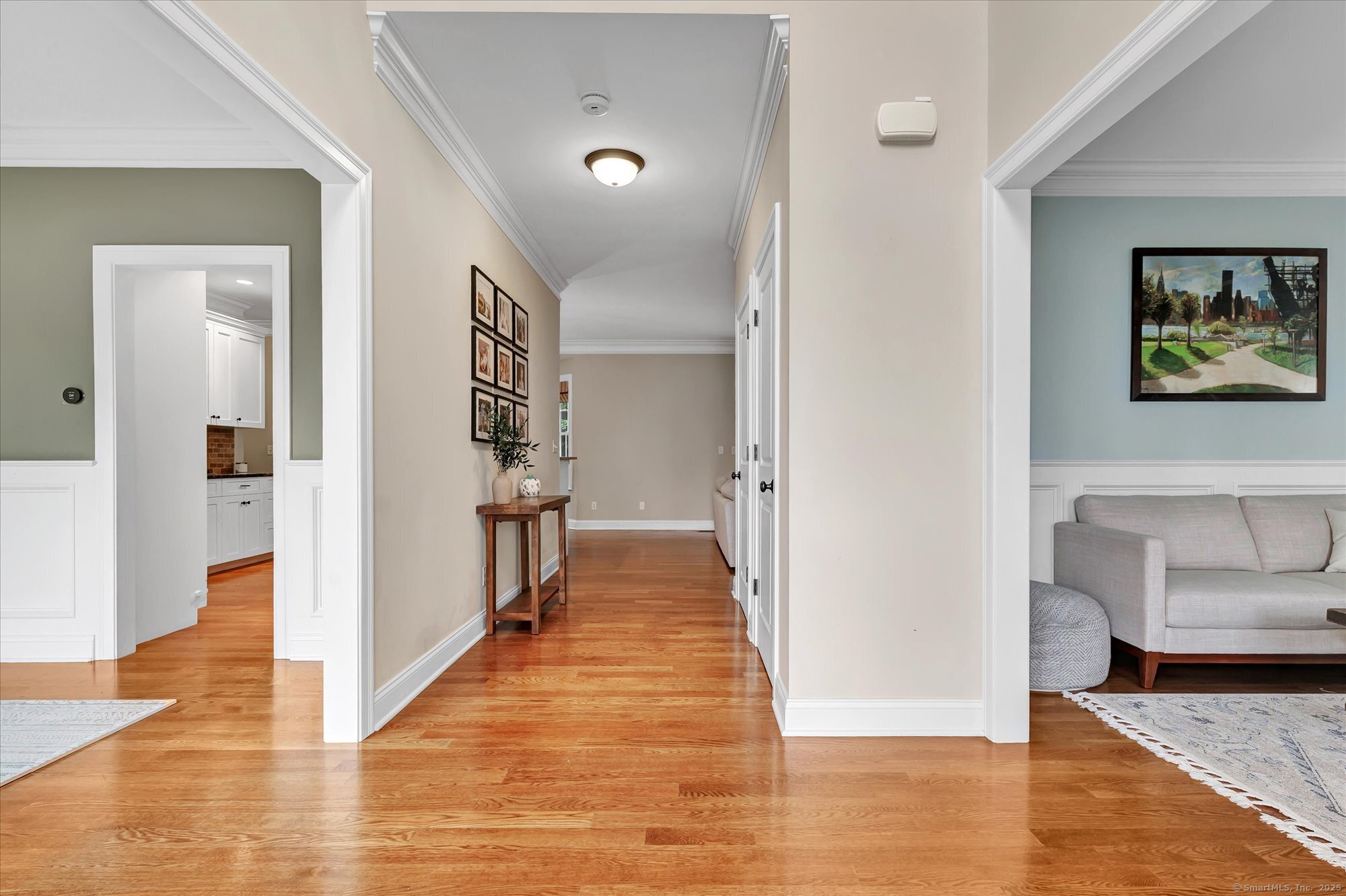 27 Bartlett Lane 27