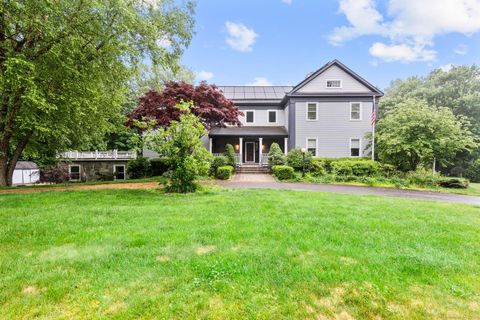 342 Cedarwood Drive Orange CT 06477