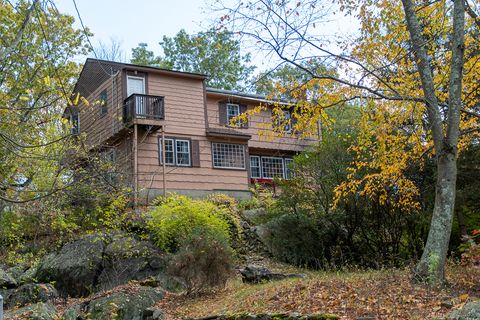 Photo of 82 Kanungum Trail, Shelton, CT 06484 (MLS # 24135966)