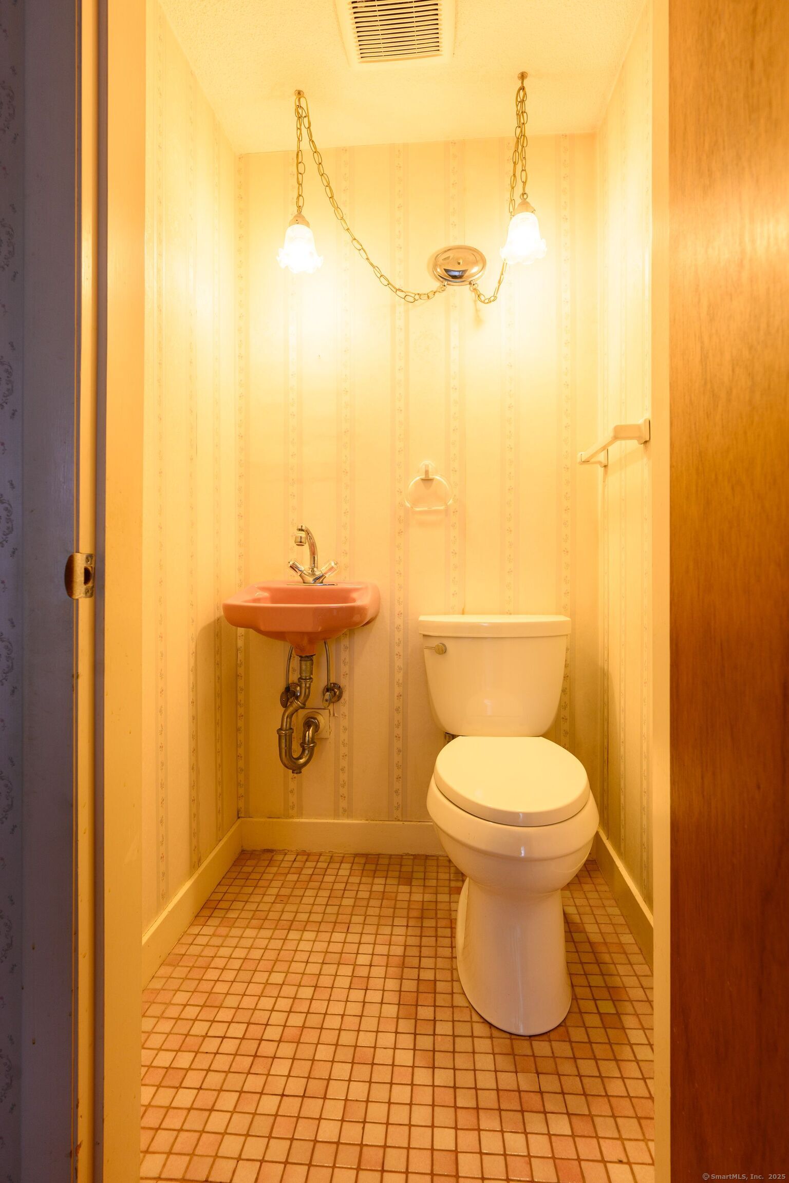 25 Elaine Street, Thompson, Connecticut image 19