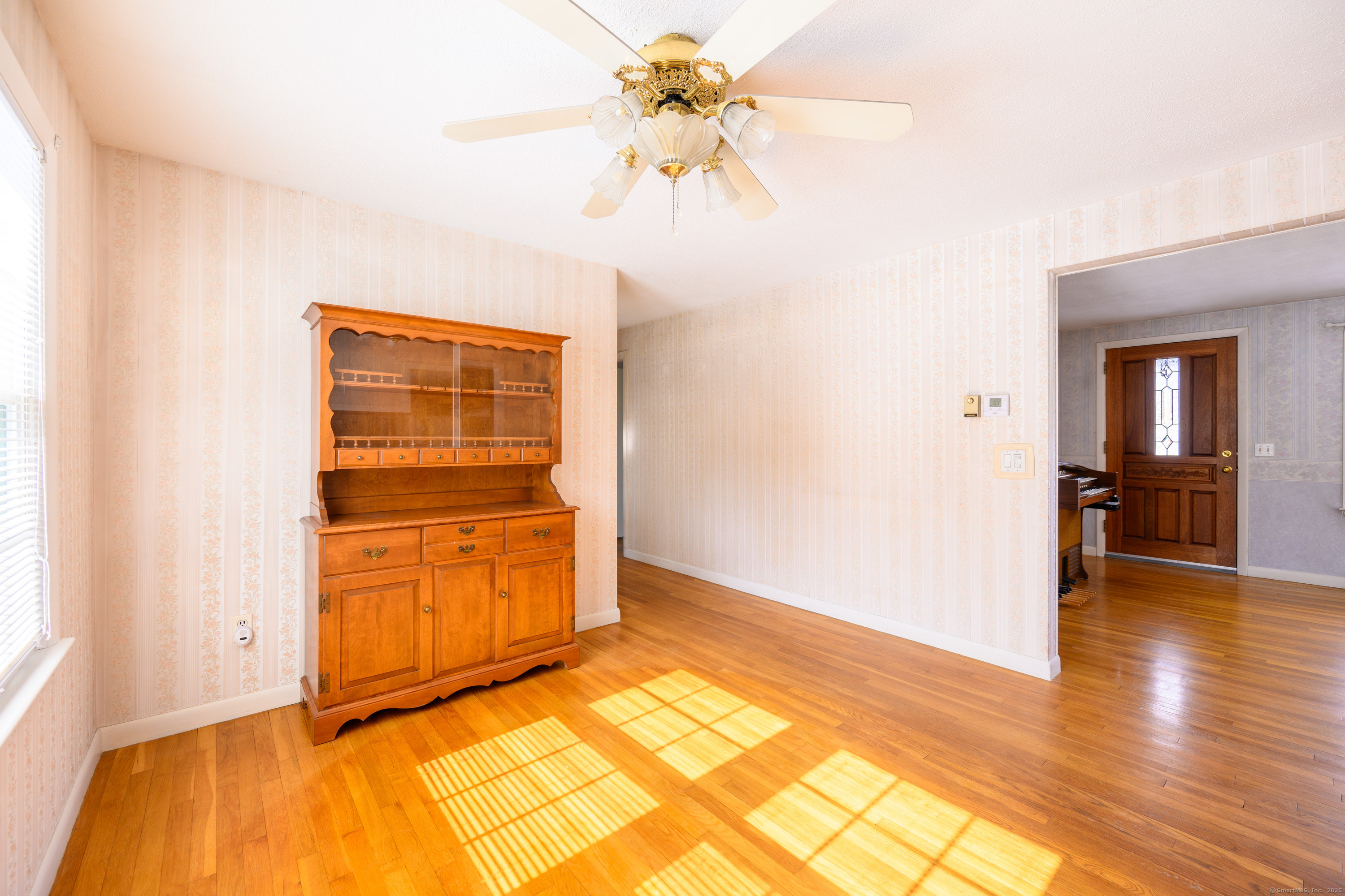 25 Elaine Street, Thompson, Connecticut image 8