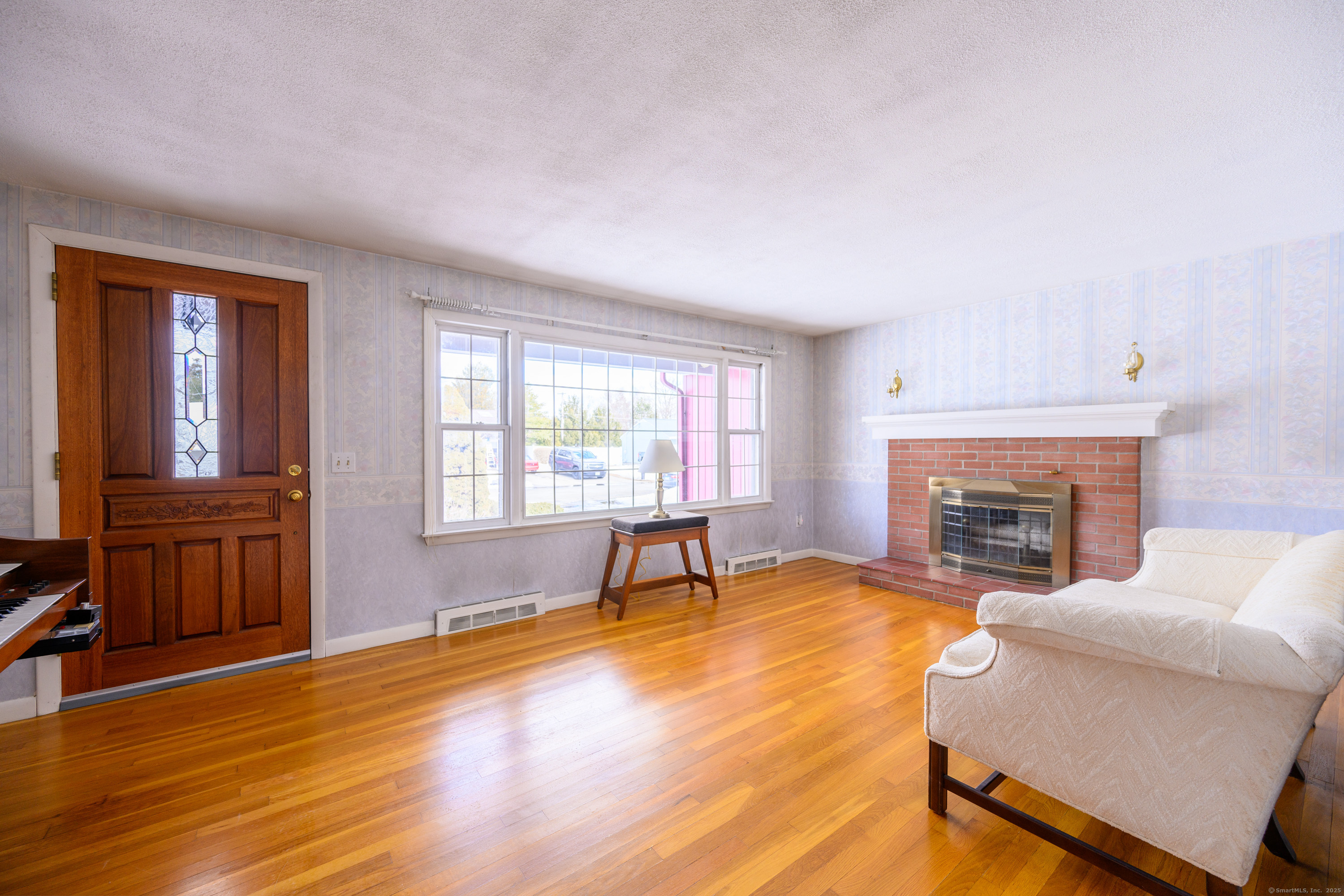25 Elaine Street, Thompson, Connecticut image 6