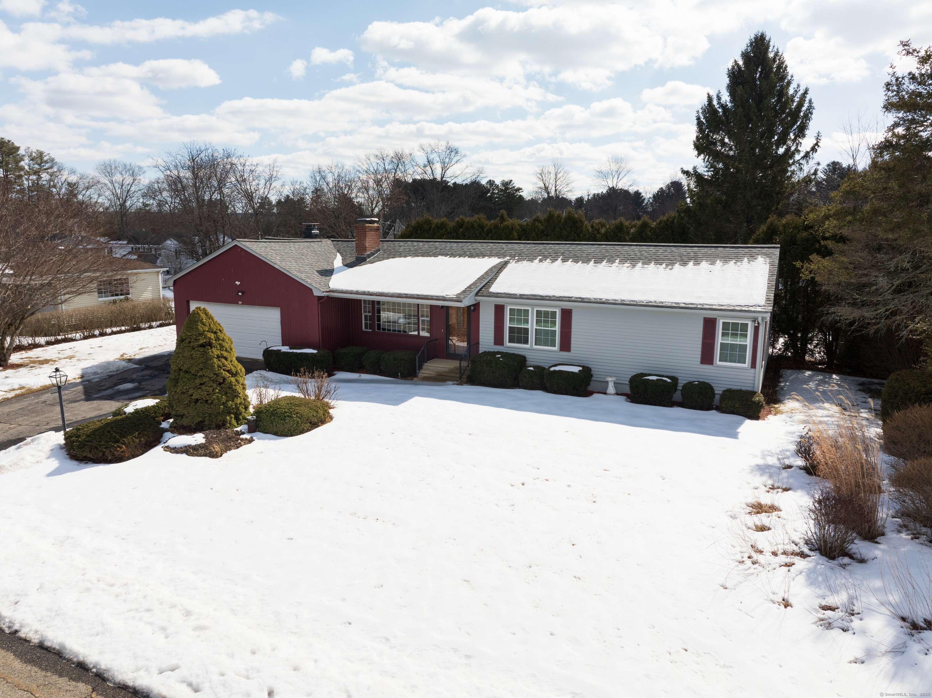 25 Elaine Street, Thompson, Connecticut image 2
