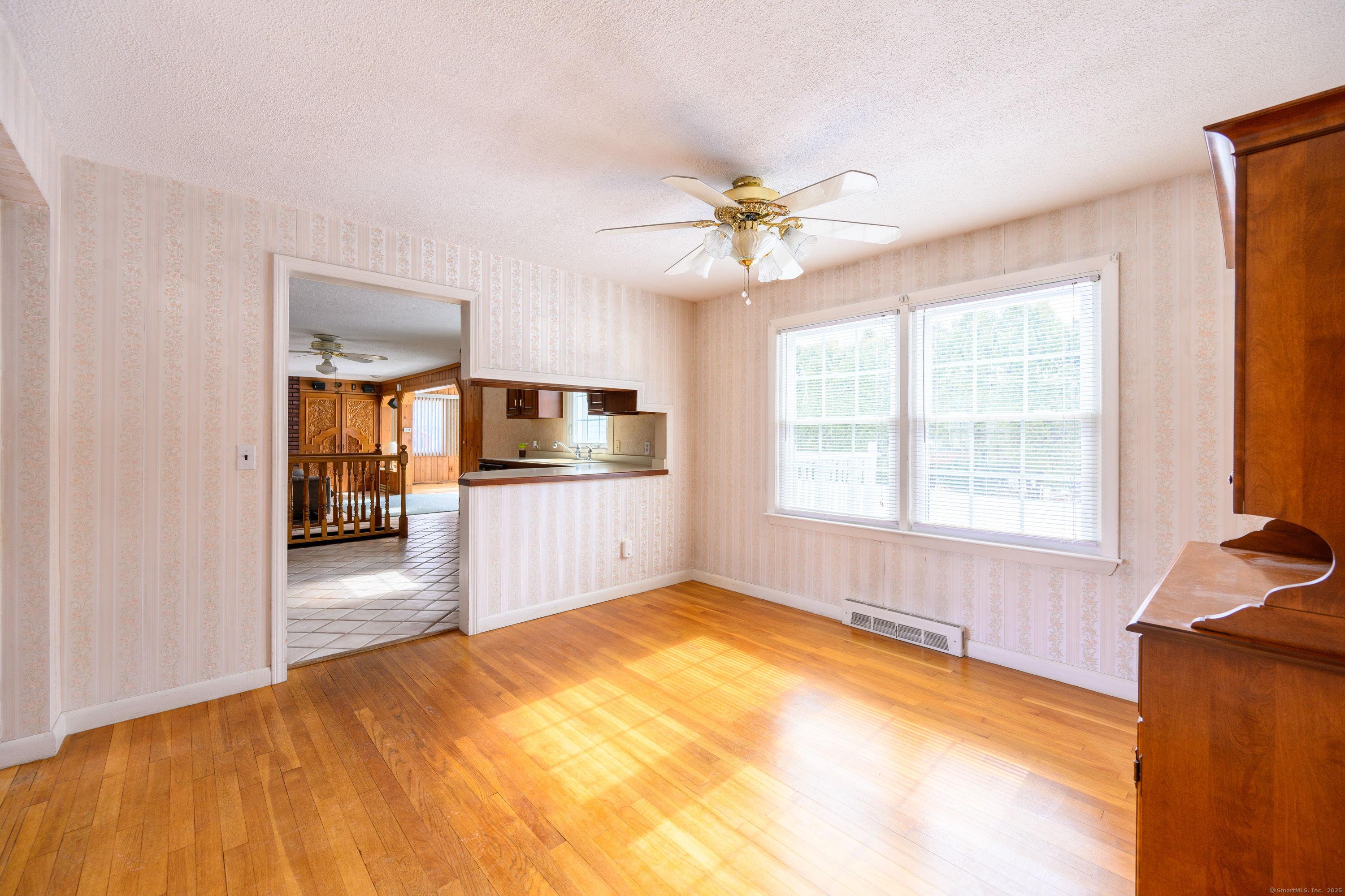 25 Elaine Street, Thompson, Connecticut image 9