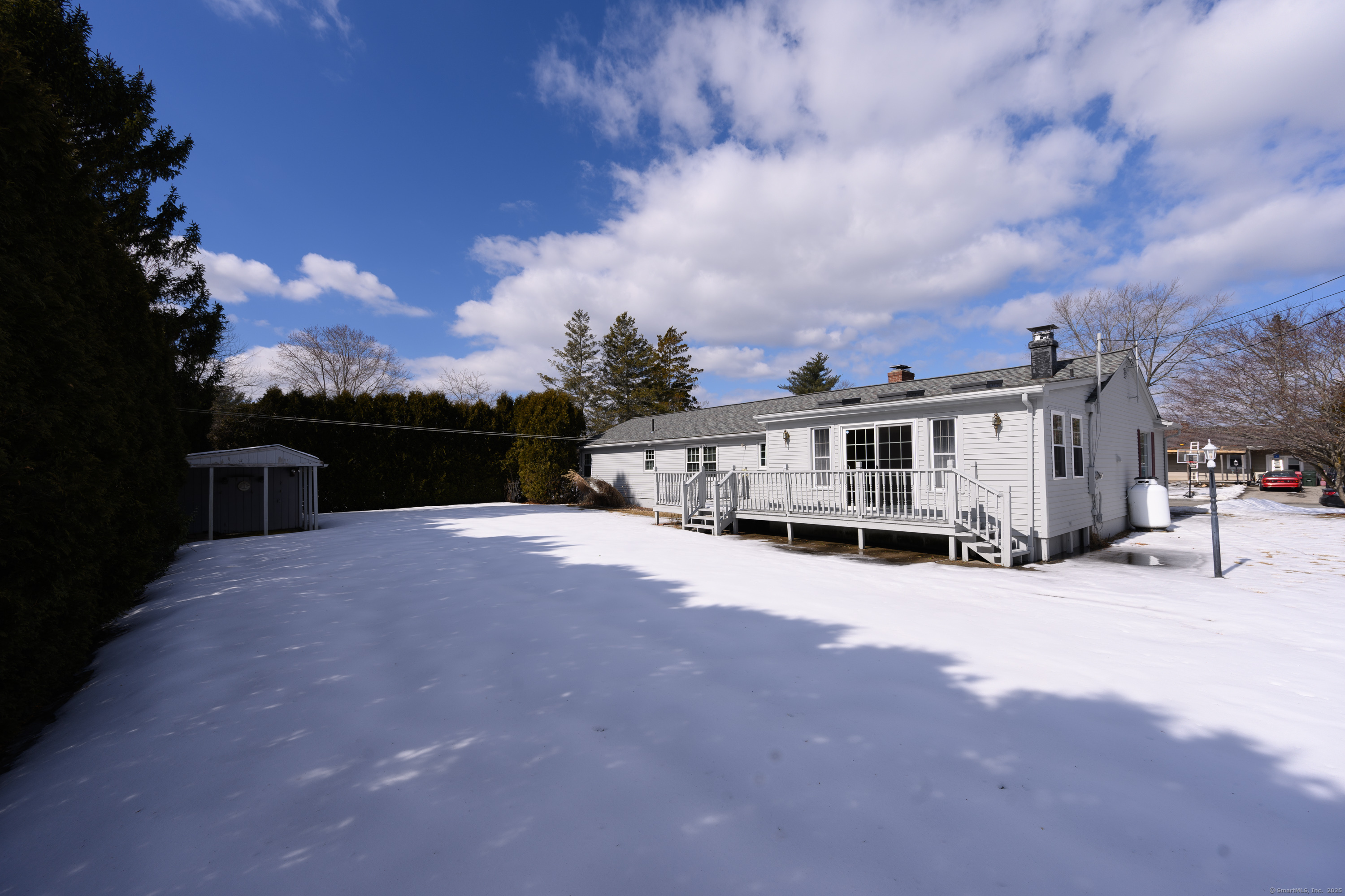 25 Elaine Street, Thompson, Connecticut image 4