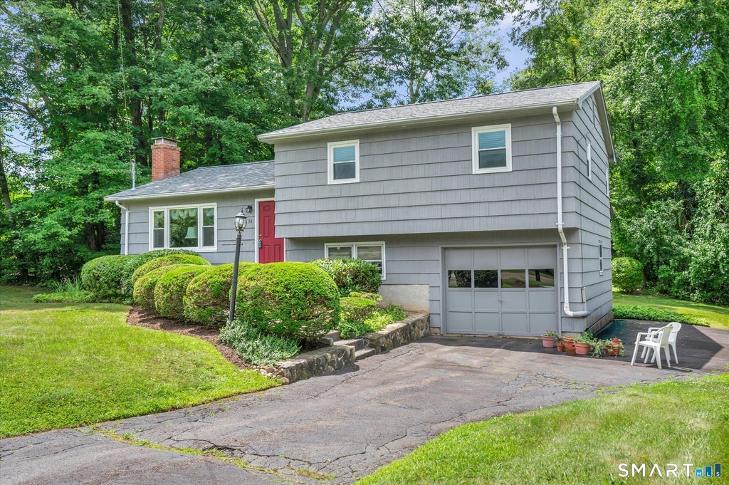 Photo of 54 Exeter Road, Hamden, CT 06518 (MLS # 24193865)