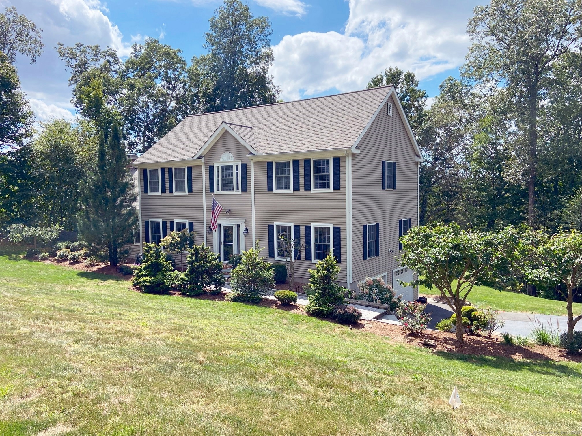 338 South Georges Hill Road