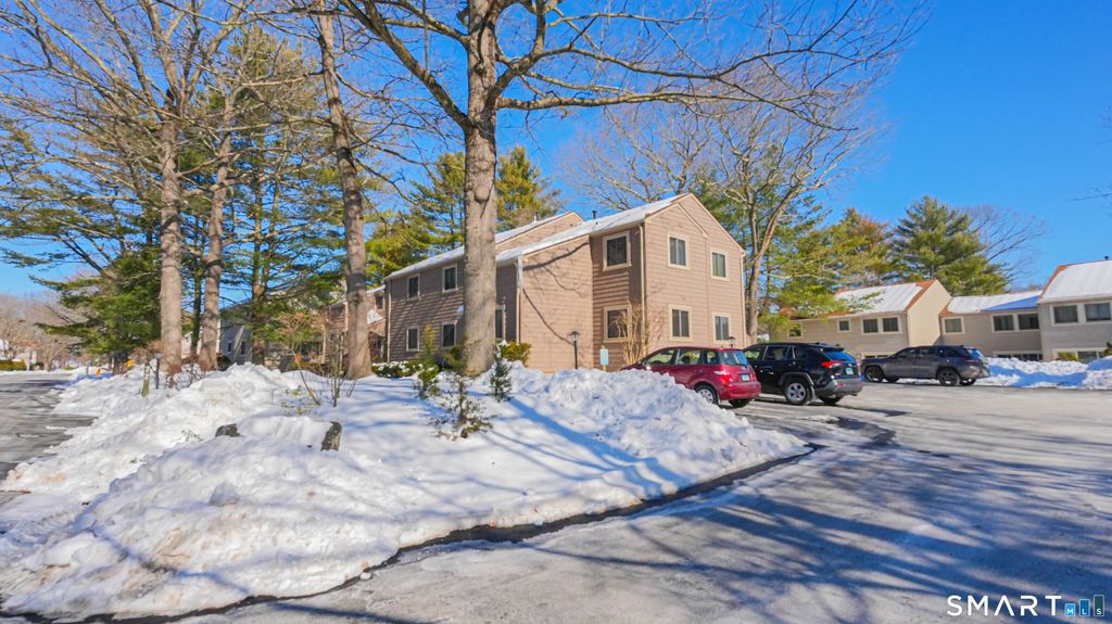 Photo of 72 River Bend Road #B, Stratford, CT 06614 (MLS # 24152624)