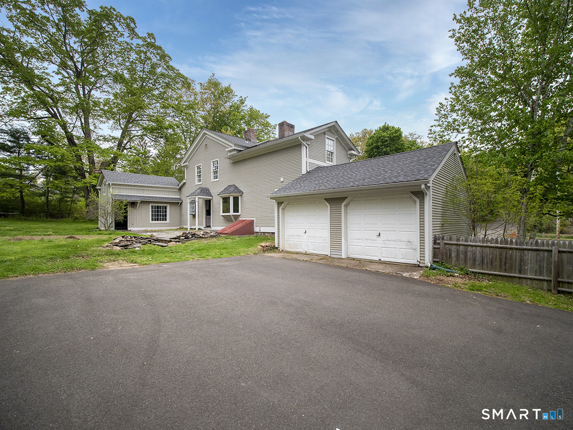 388 Amity Road
