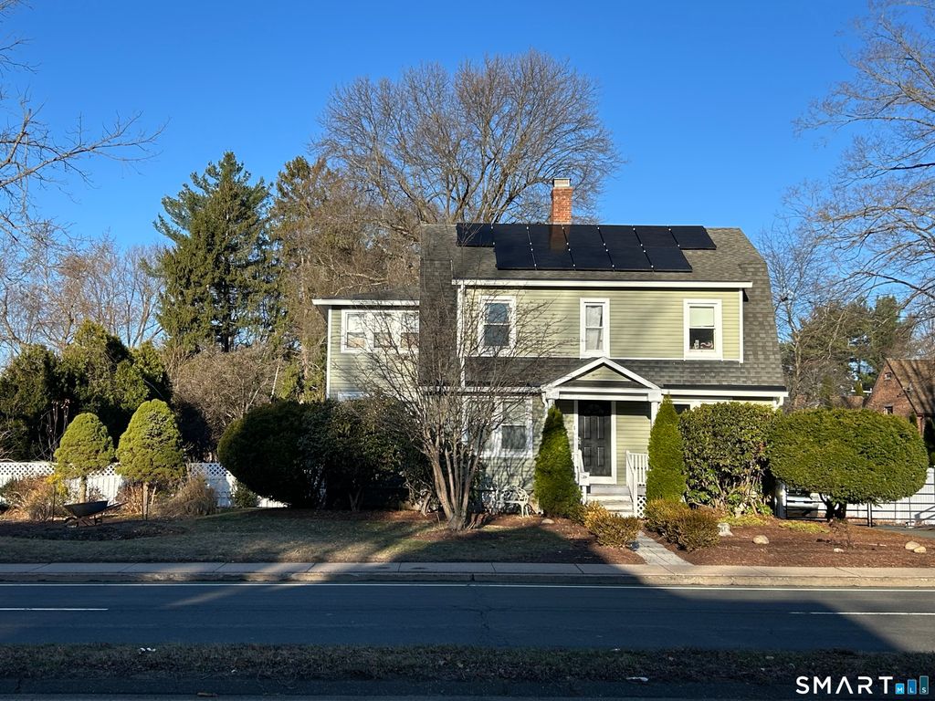 Photo of 961 Windsor Avenue, Windsor, CT 06095 (MLS # 24159605)