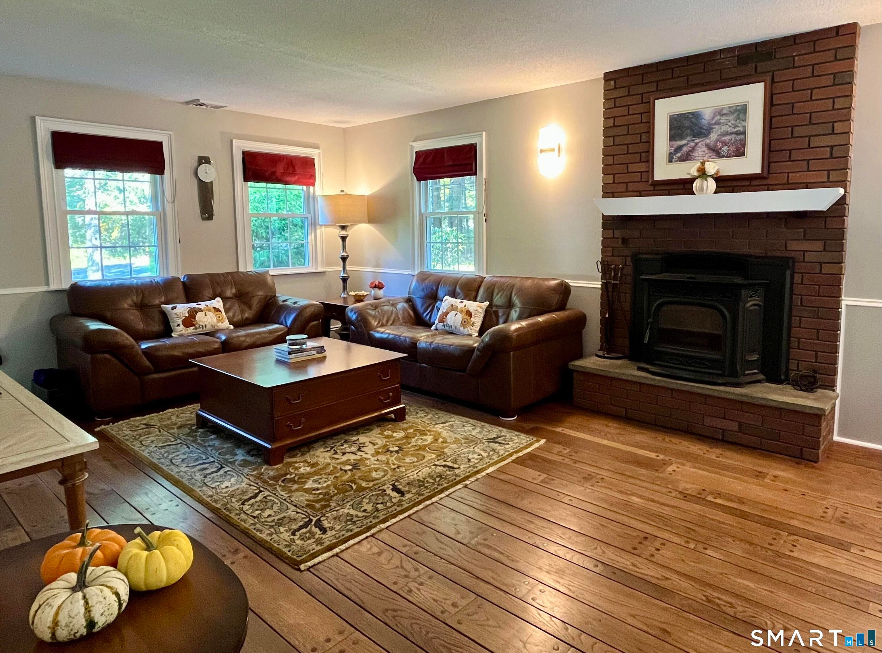 26 Forest Road