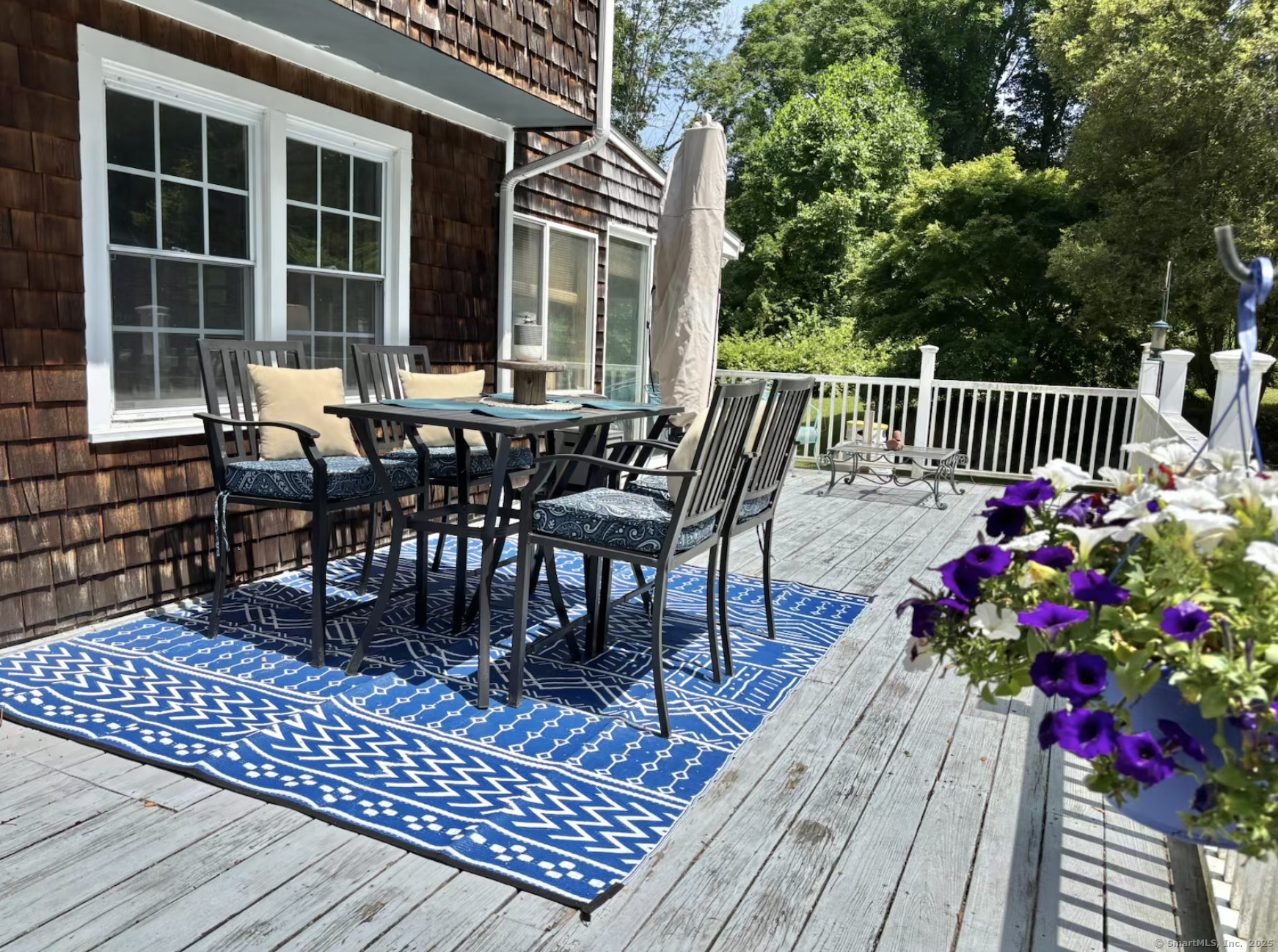 Groton, Connecticut 06355, United States, 4 Bedrooms Bedrooms, ,2 BathroomsBathrooms,Residential,Pending,153403