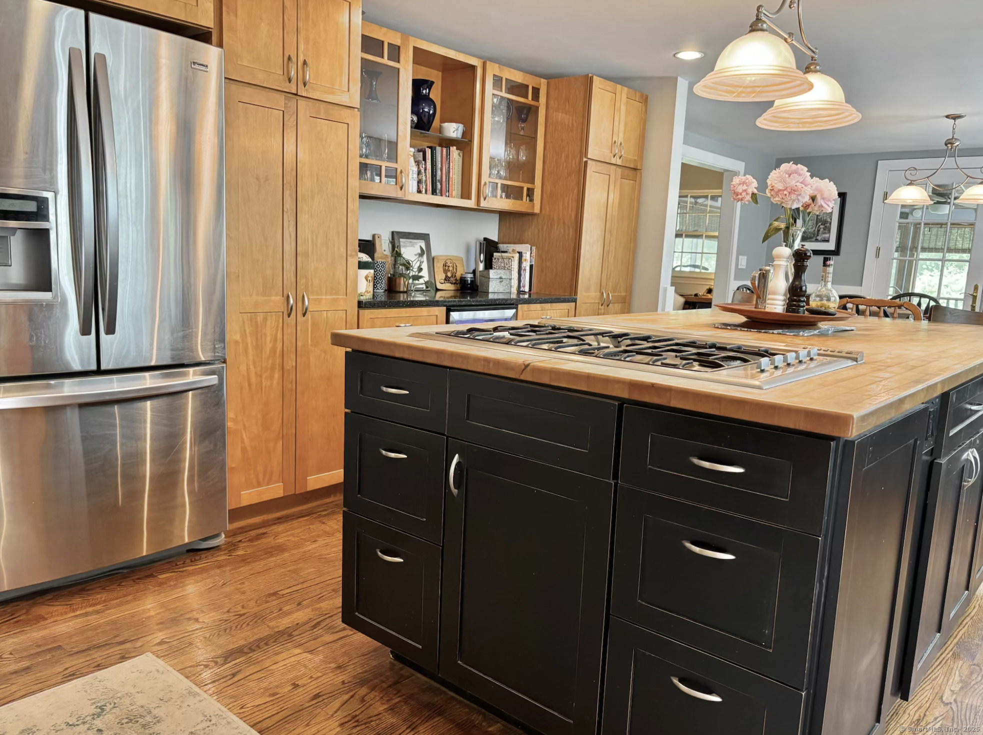 Groton, Connecticut 06355, United States, 4 Bedrooms Bedrooms, ,2 BathroomsBathrooms,Residential,Pending,153403