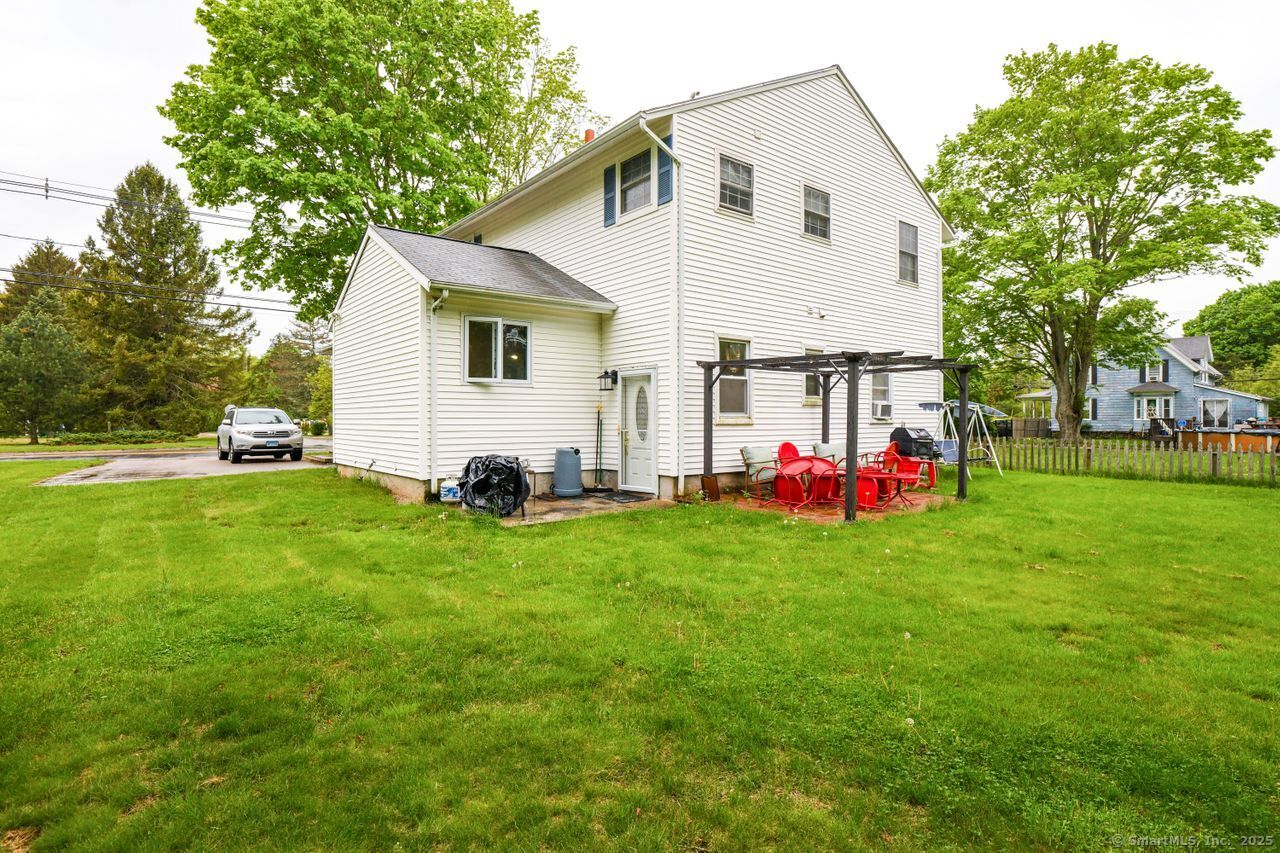 6 Oswegatchie Road