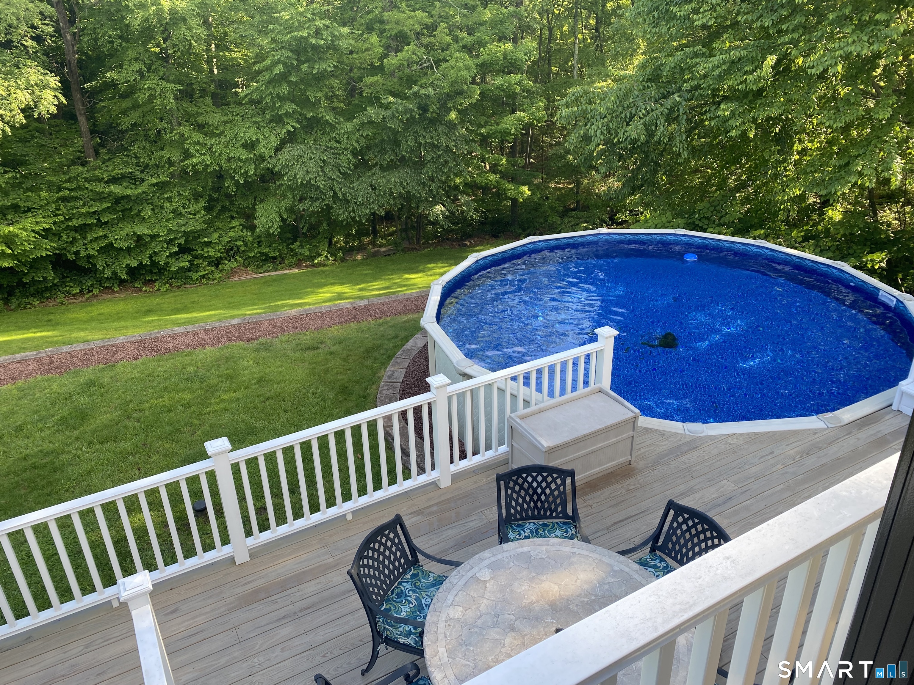 11 Lantern Ridge Road