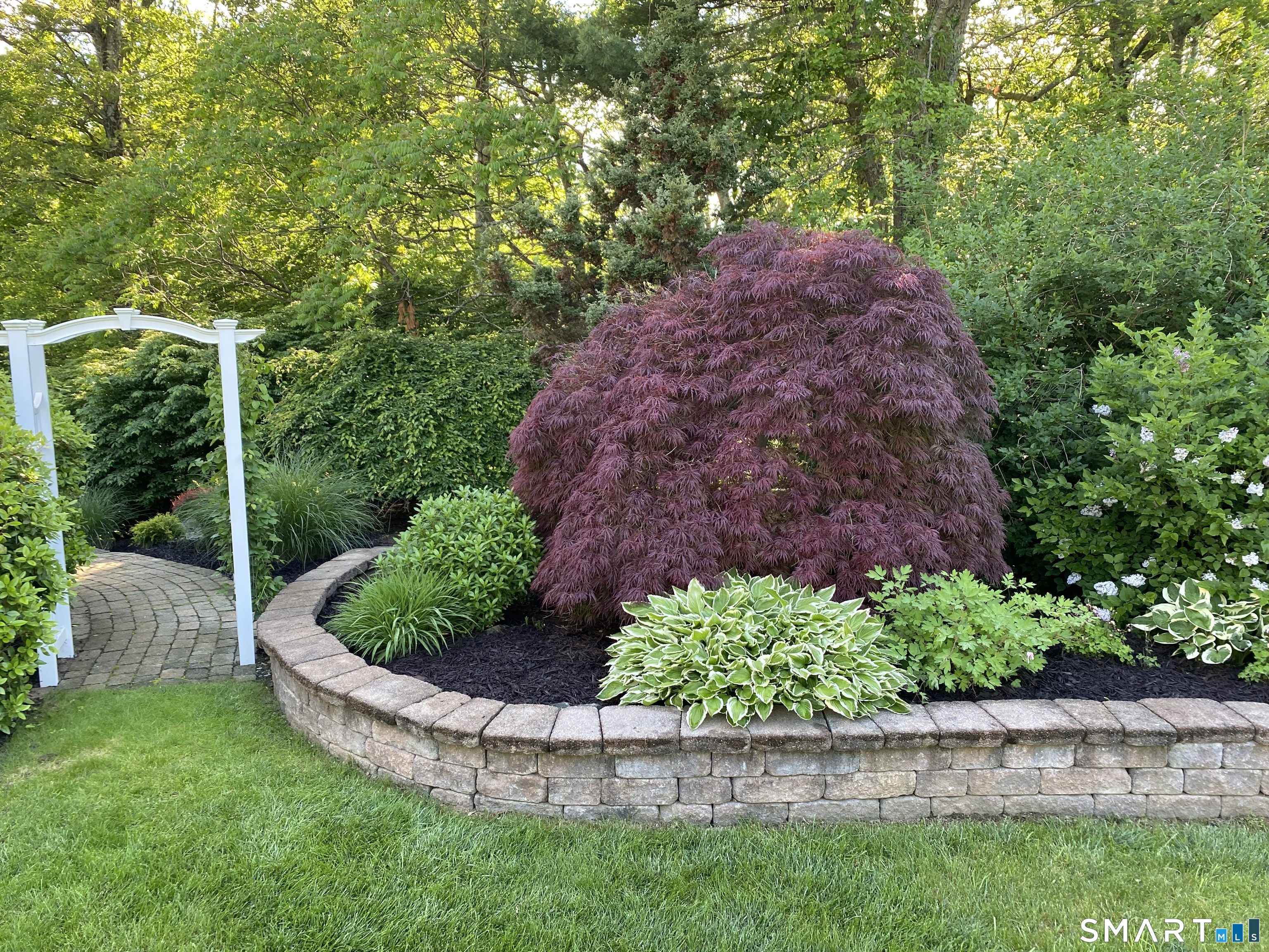 11 Lantern Ridge Road