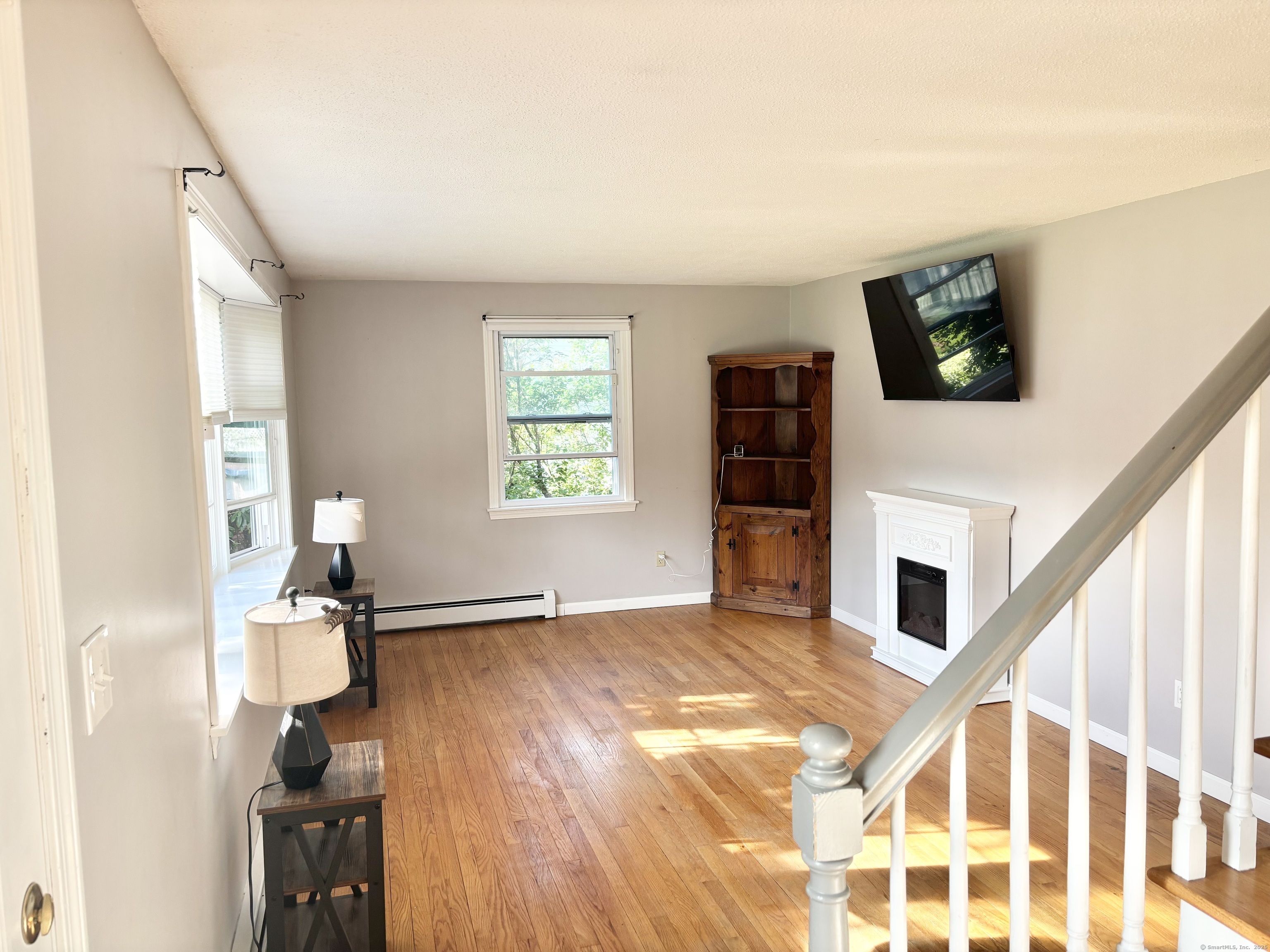23 Strawberry Lane