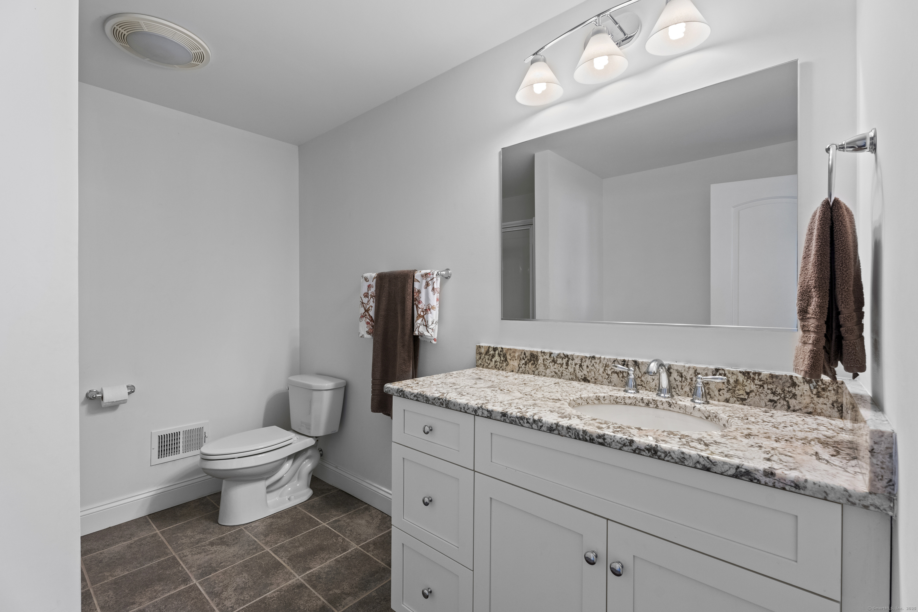 20 Peach Lane, East Lyme, Connecticut image 30