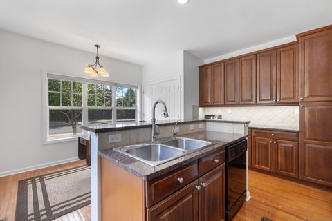 Tiny photo for 90 Park Place Circle #90, West Hartford, CT 06110 (MLS # 24136580)
