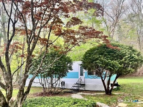 Mobile Home For Sale - 23 Baxter Road<br/> Willington, CT 06279