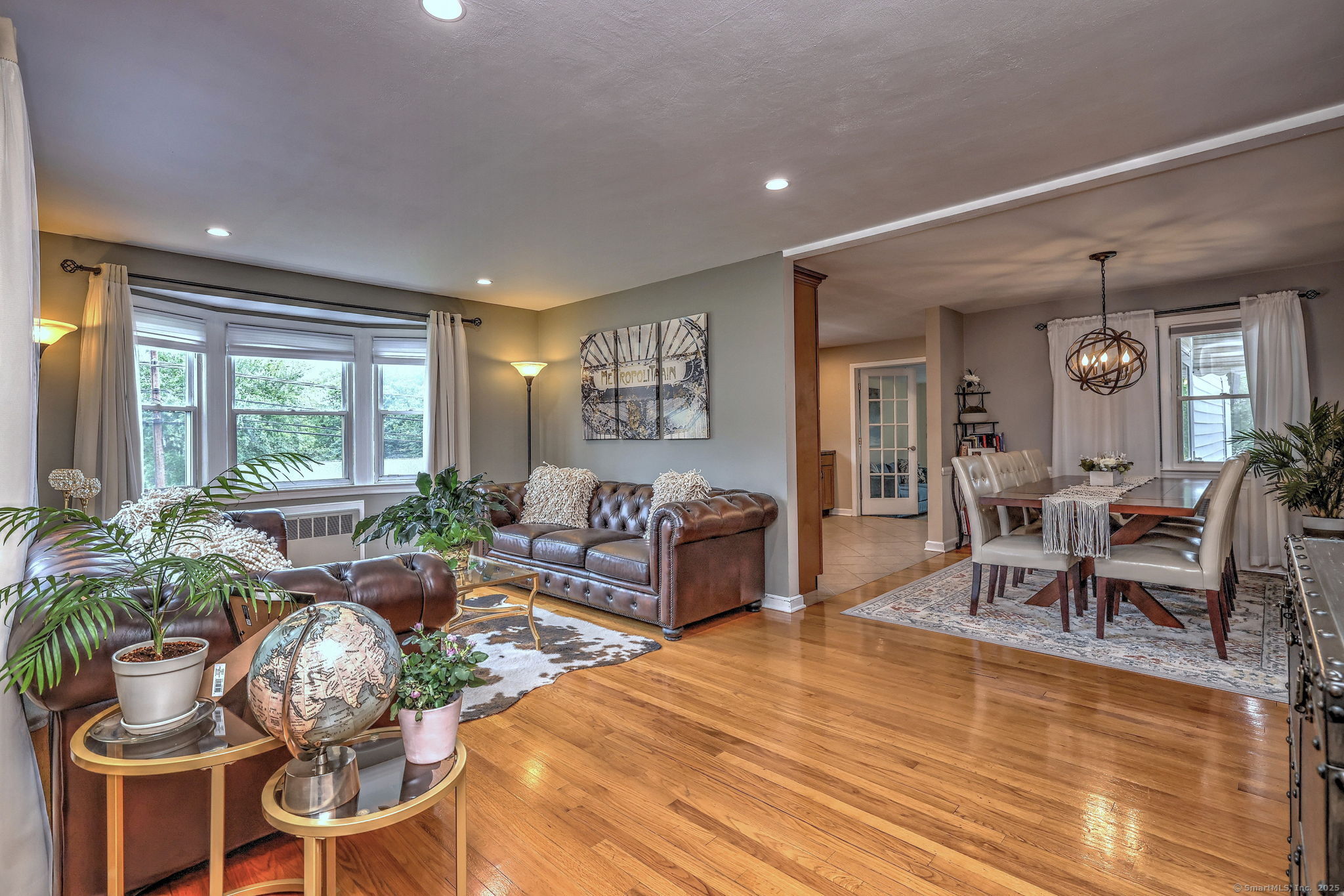 6 Hillview Avenue