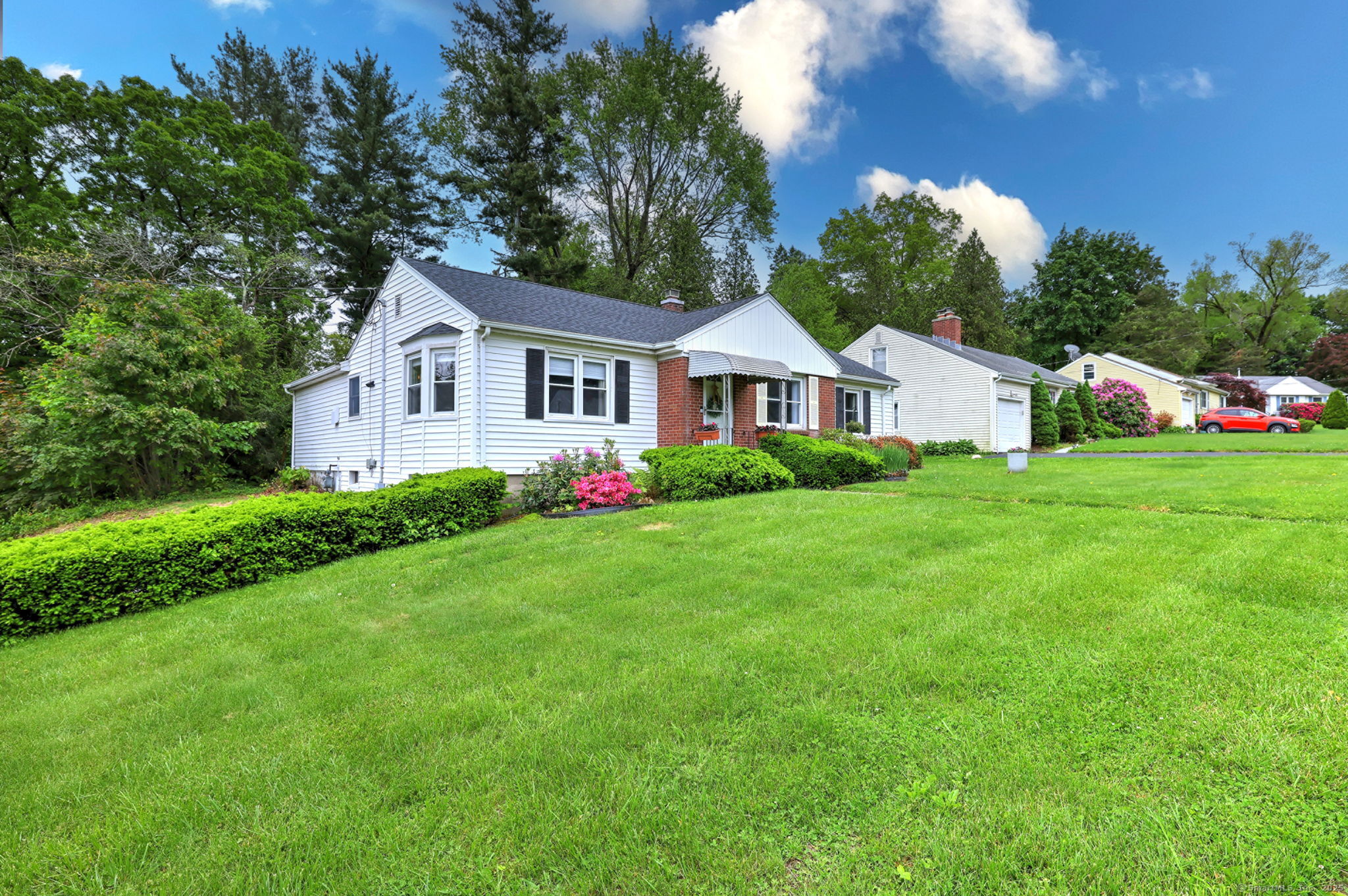 6 Hillview Avenue, Hamden, Connecticut image 1