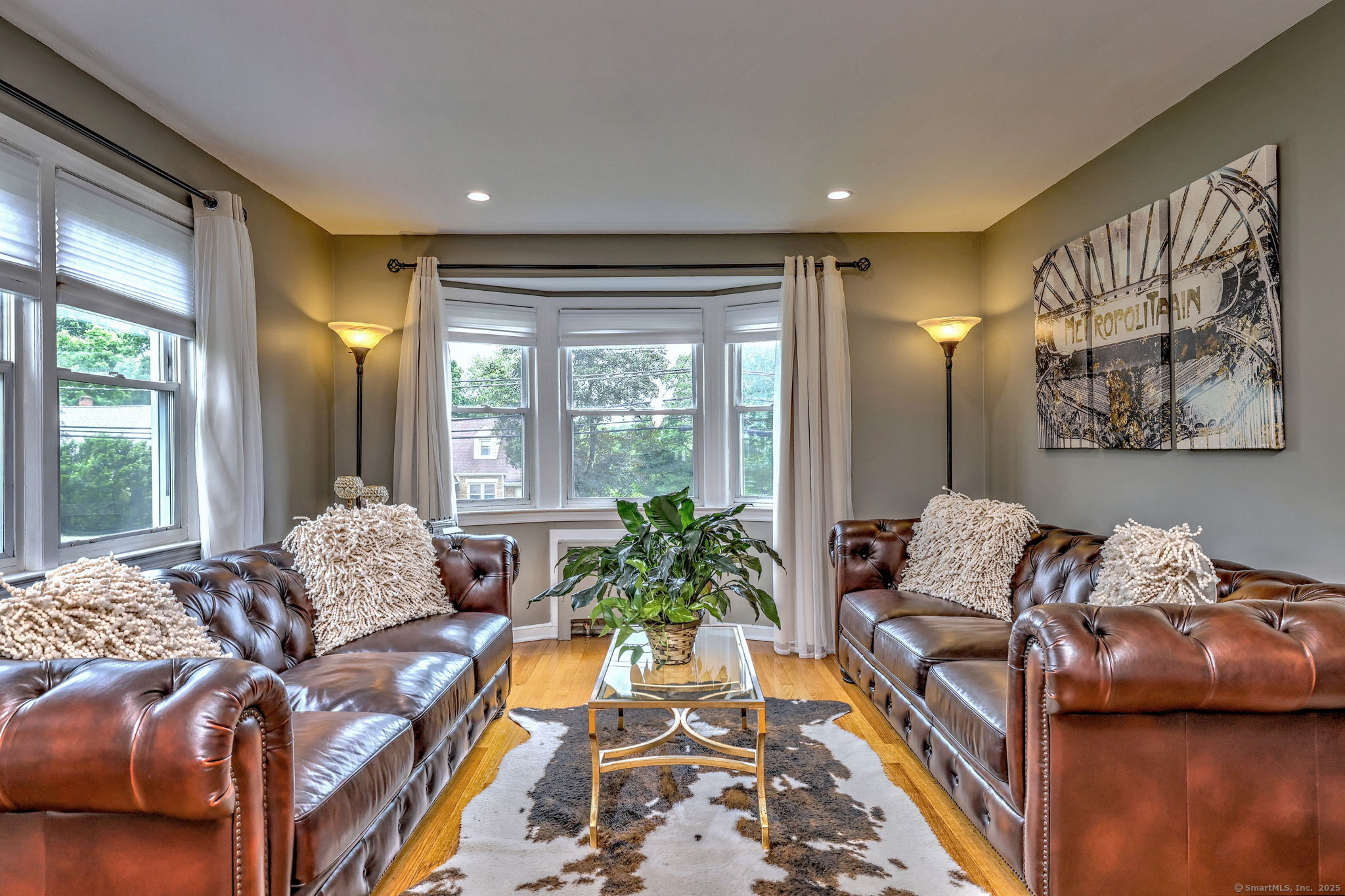 6 Hillview Avenue