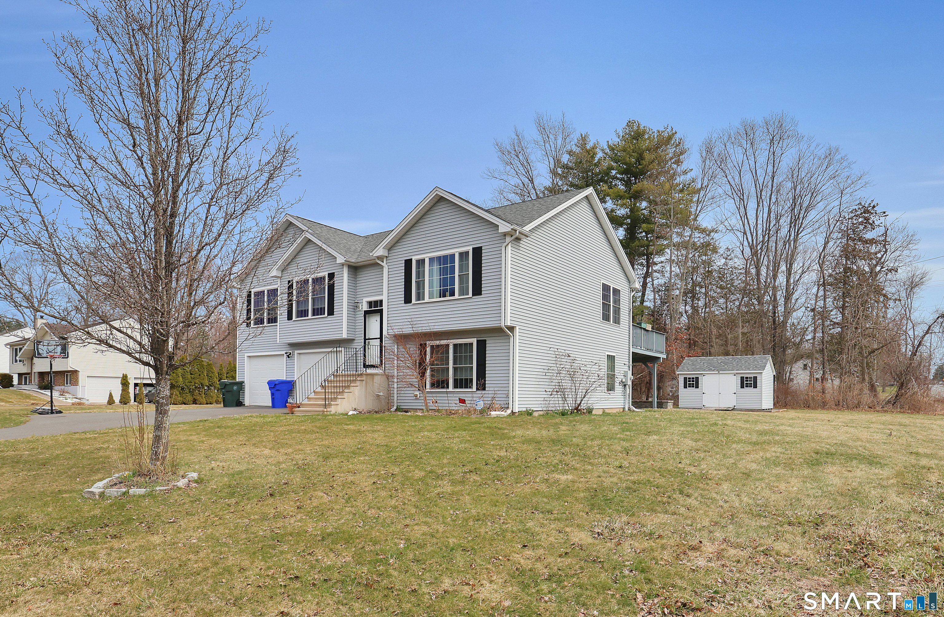 8 Callahan Lane
