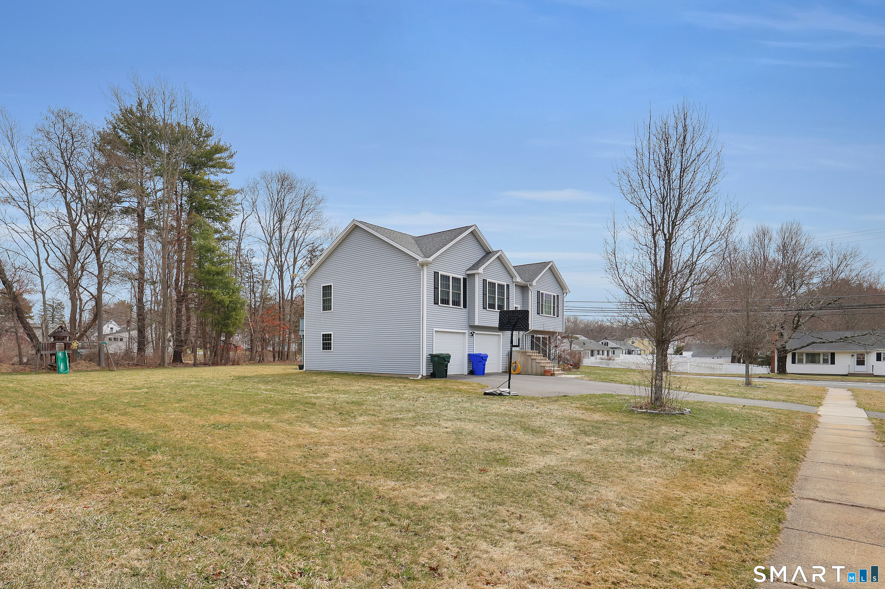 8 Callahan Lane