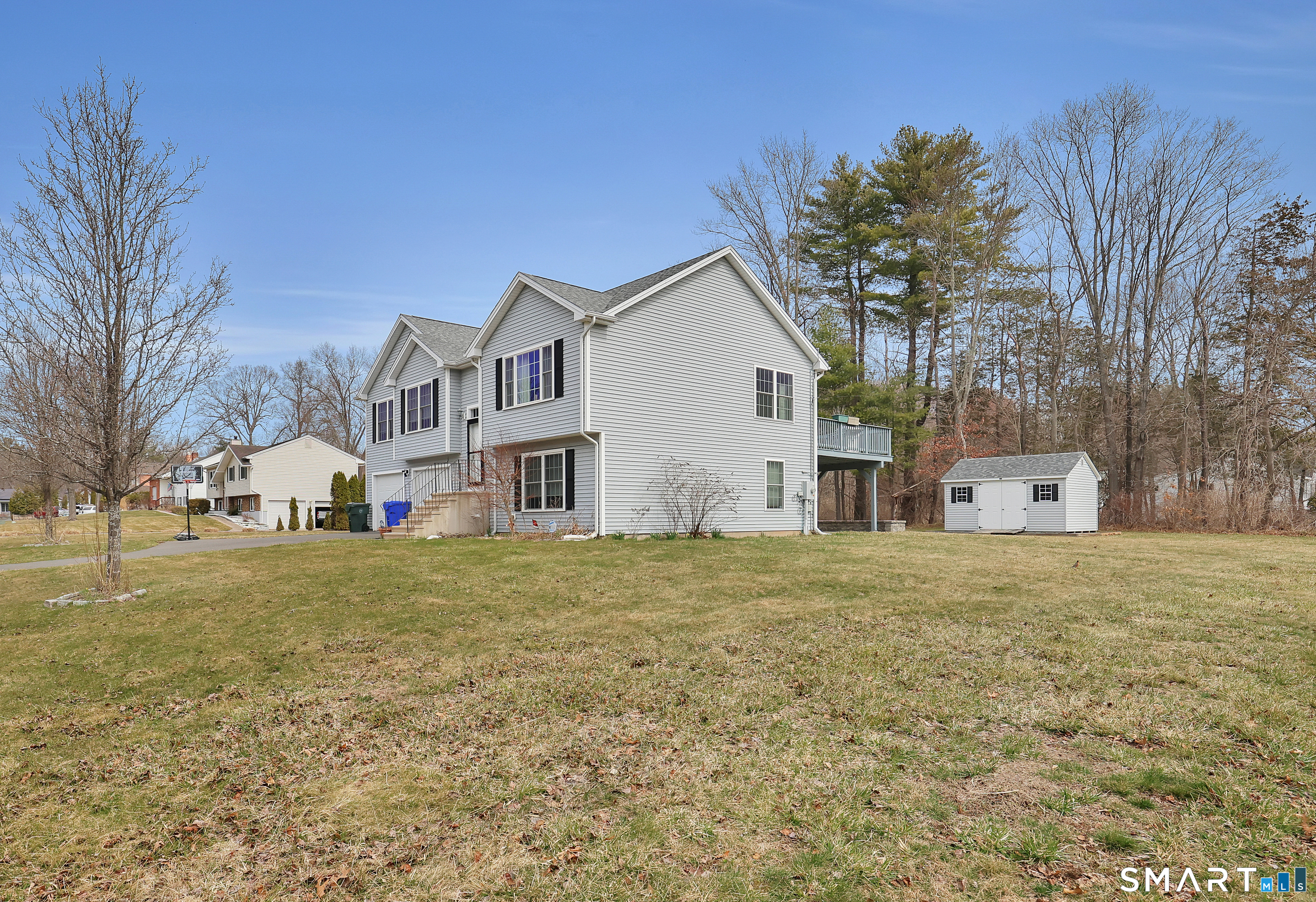 8 Callahan Lane