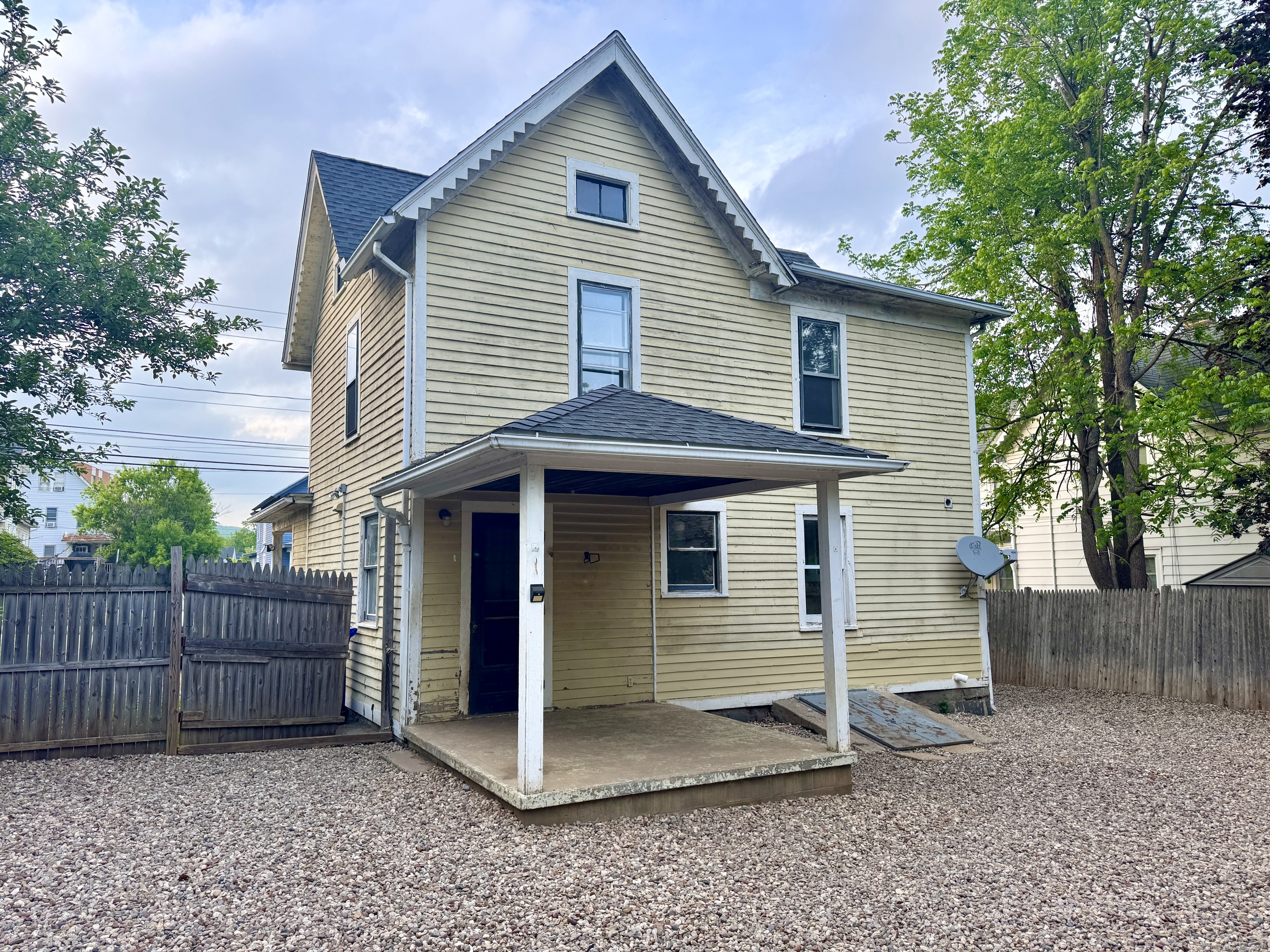 113 Pearl Street, Torrington, Connecticut image 20