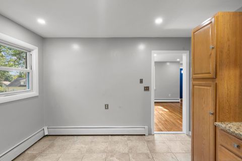 Tiny photo for 3 Saville Street, Windsor, CT 06095 (MLS # 24132014)