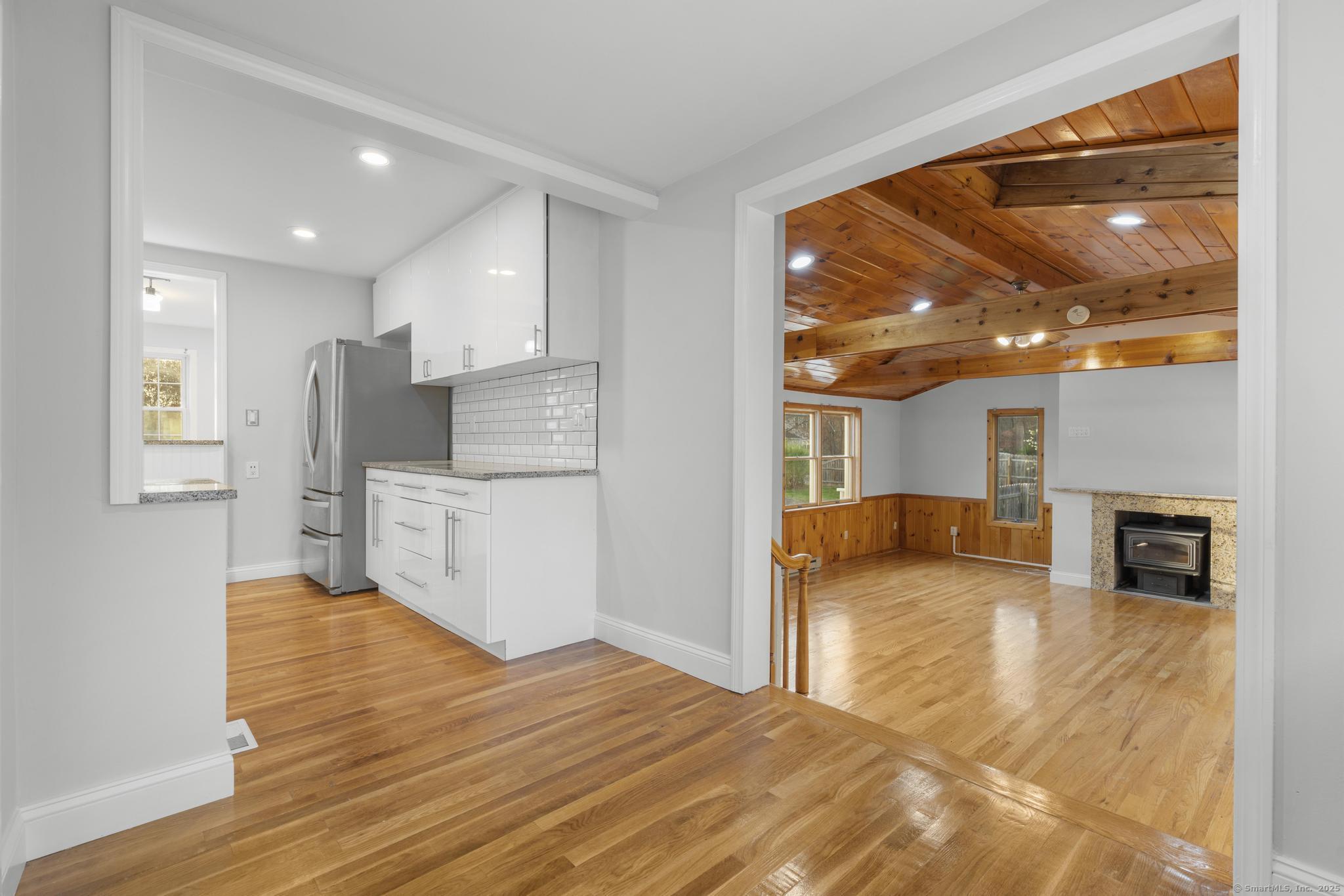 33 Robbins Court, Milford, Connecticut image 12