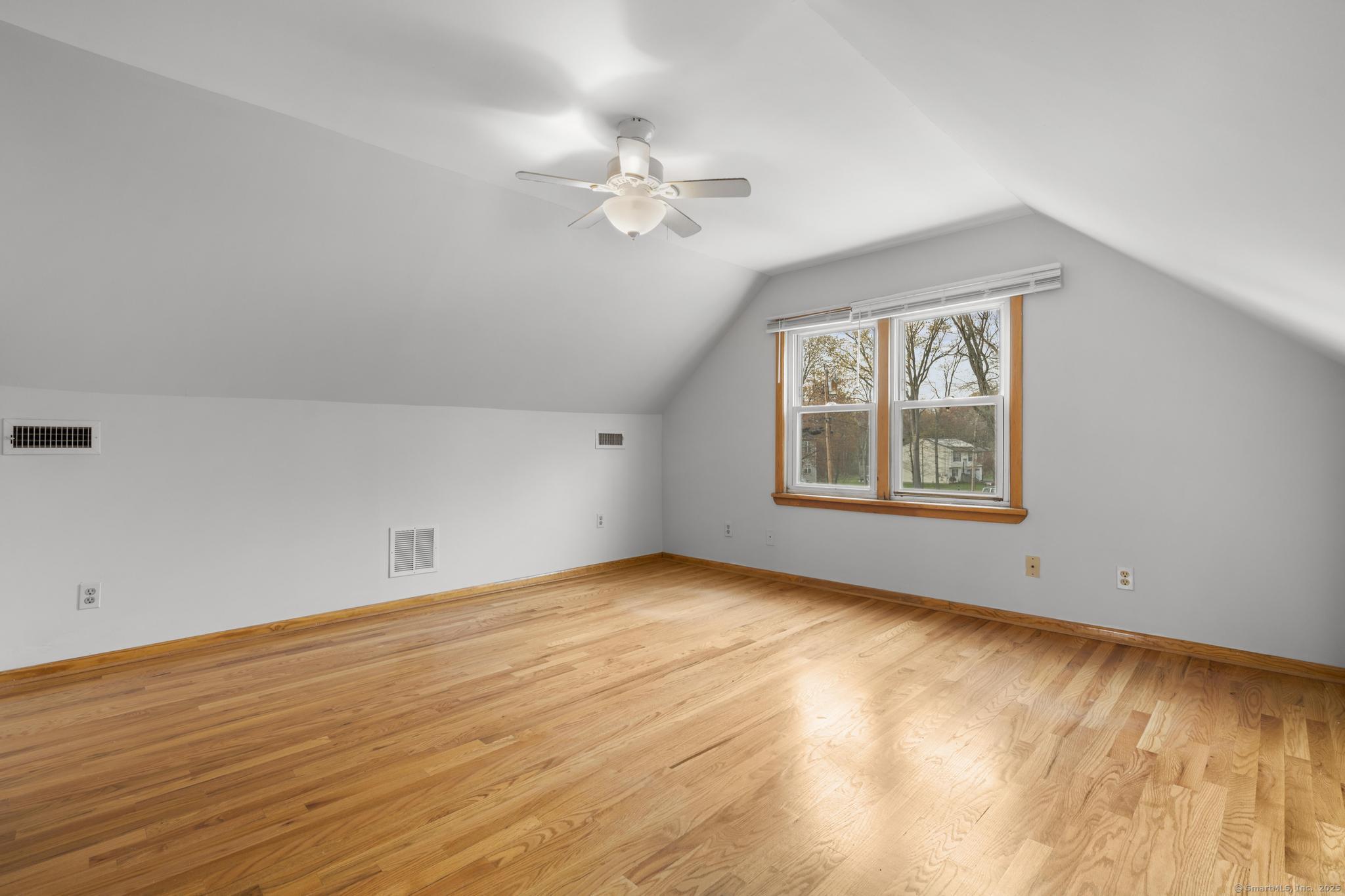 33 Robbins Court, Milford, Connecticut image 21