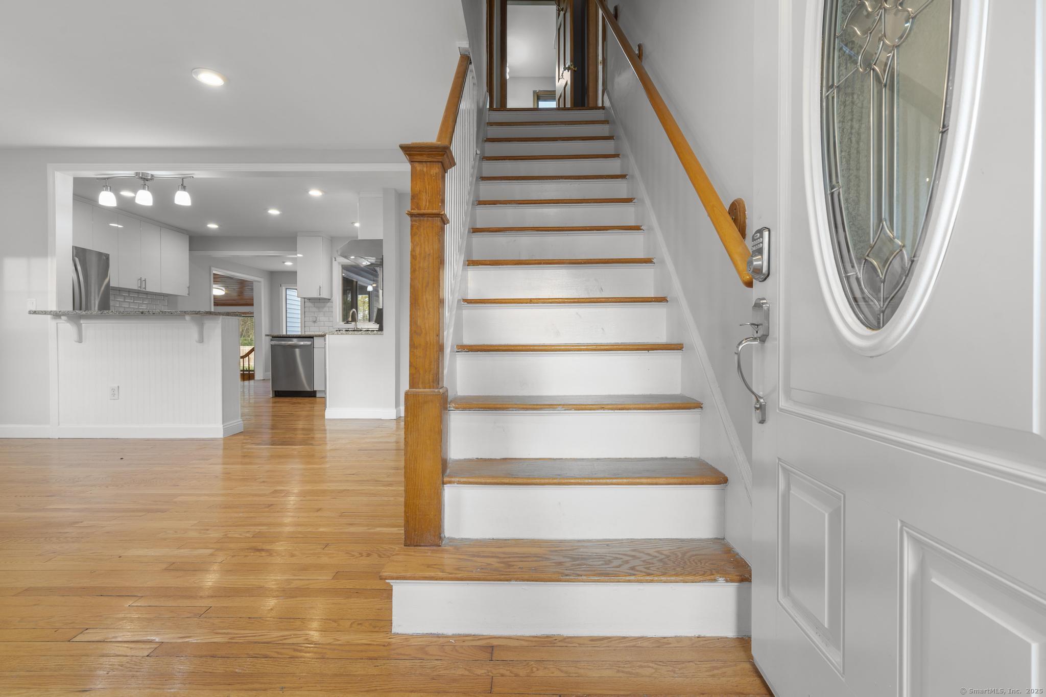 33 Robbins Court, Milford, Connecticut image 20