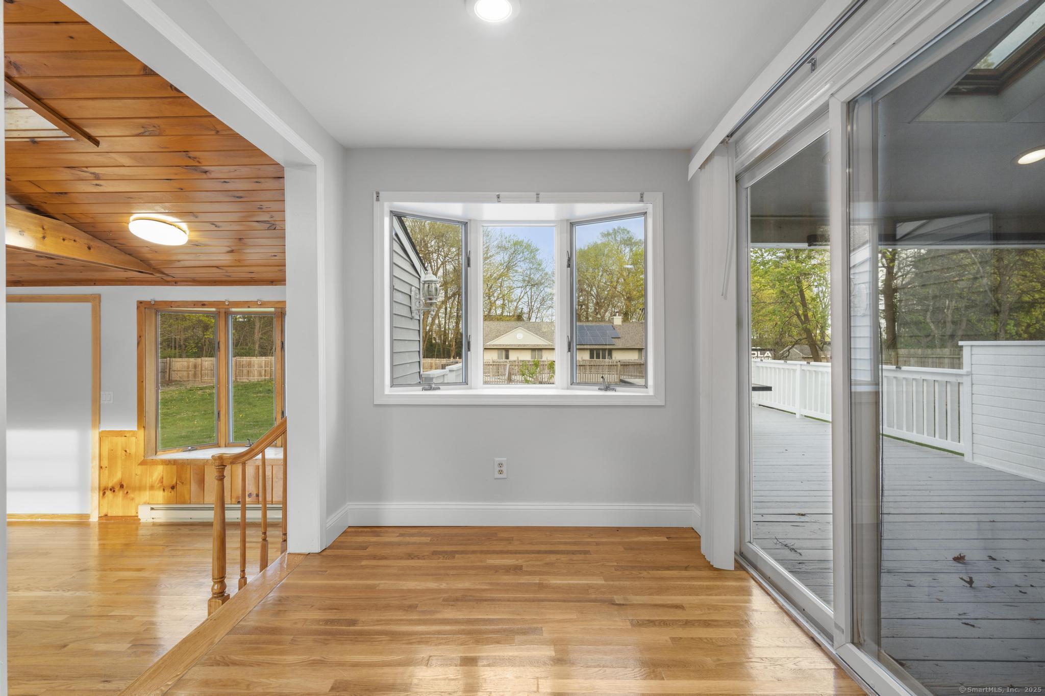 33 Robbins Court, Milford, Connecticut image 10