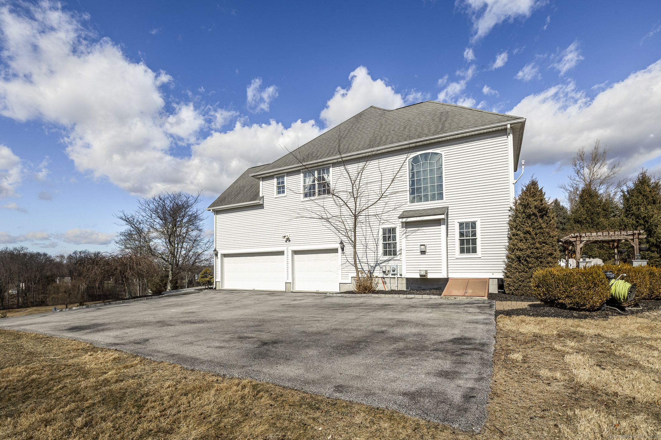 17 N Winter Park Drive, East Fishkill, New York image 25