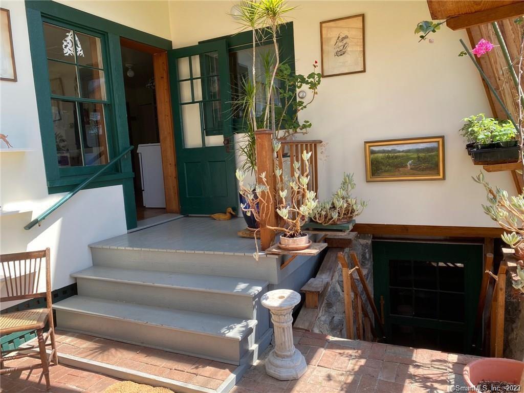 Madison, Connecticut 06443, United States, 6 Bedrooms Bedrooms, ,3 BathroomsBathrooms,Residential,Active,70654