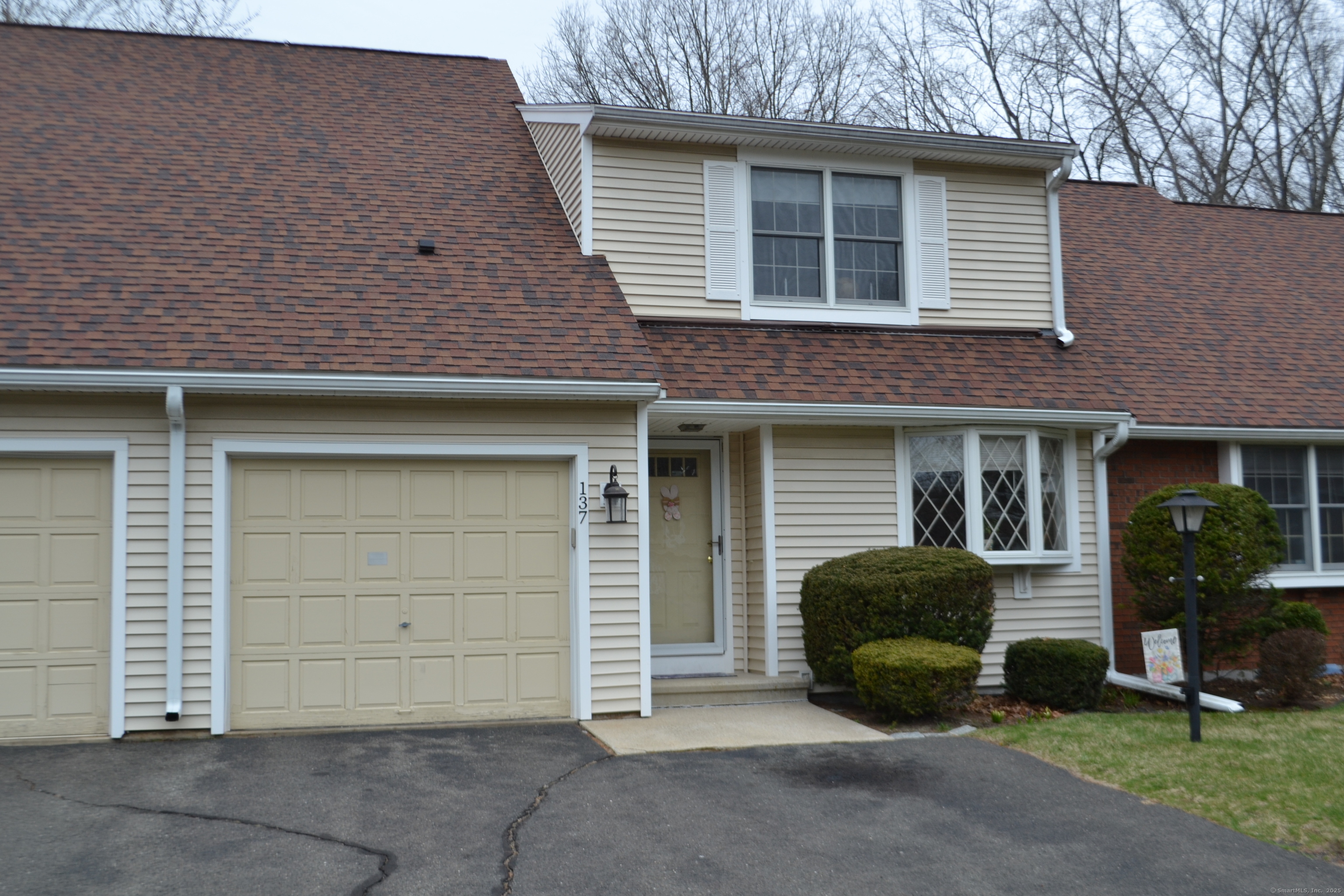 137 The Meadows #137, Enfield, Connecticut image 1
