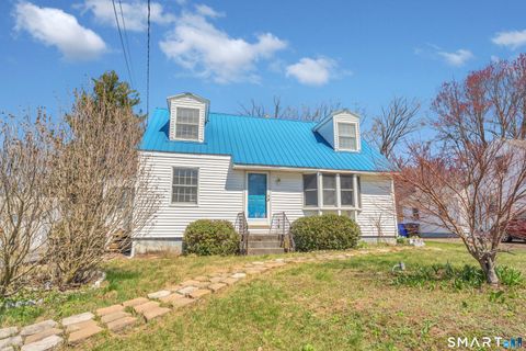 Photo of 1 King Court, Enfield, CT 06082 (MLS # 24164973)